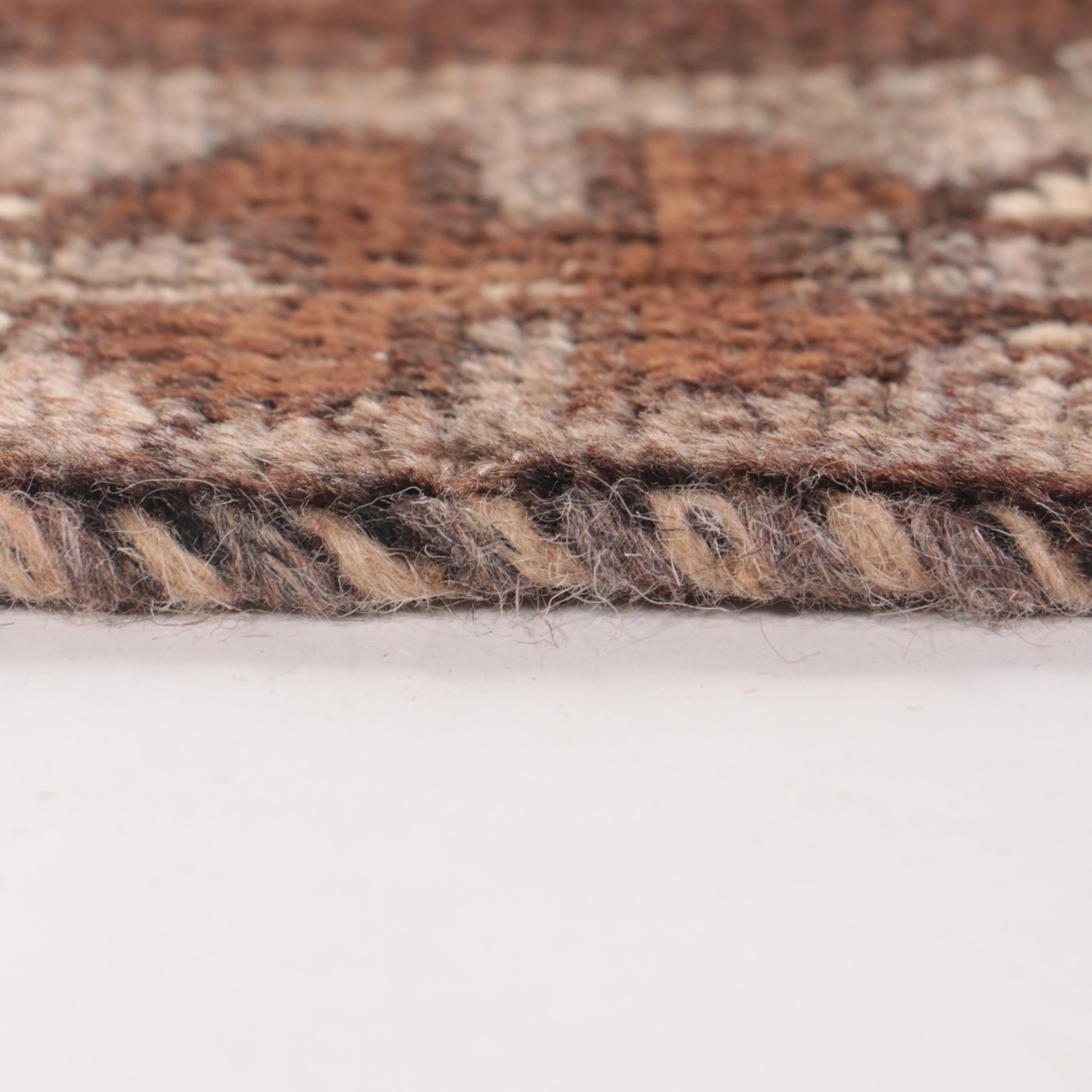 3'6 x 6'6 Hand-Knotted Persian Shiraz Area Rug