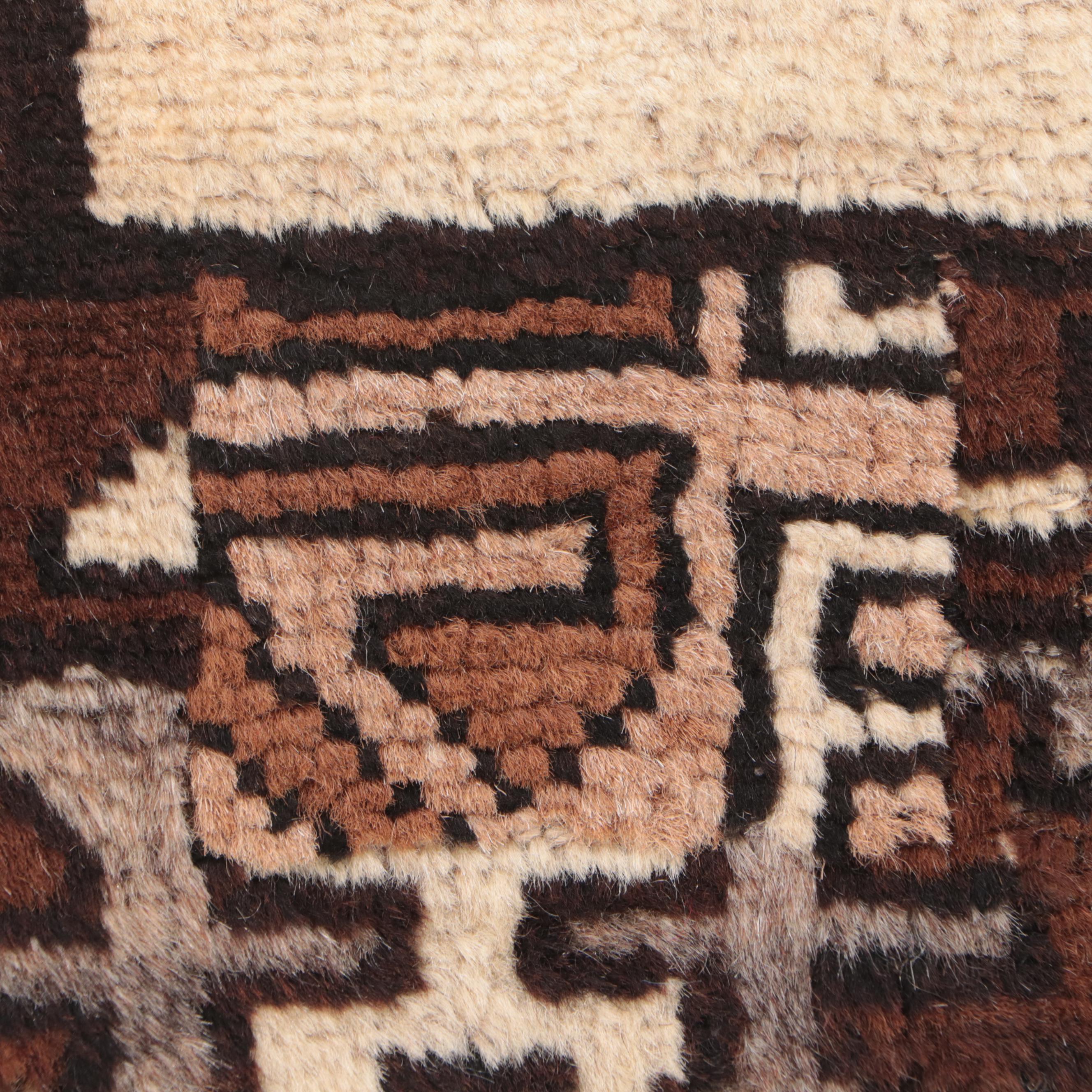 3'6 x 6'6 Hand-Knotted Persian Shiraz Area Rug