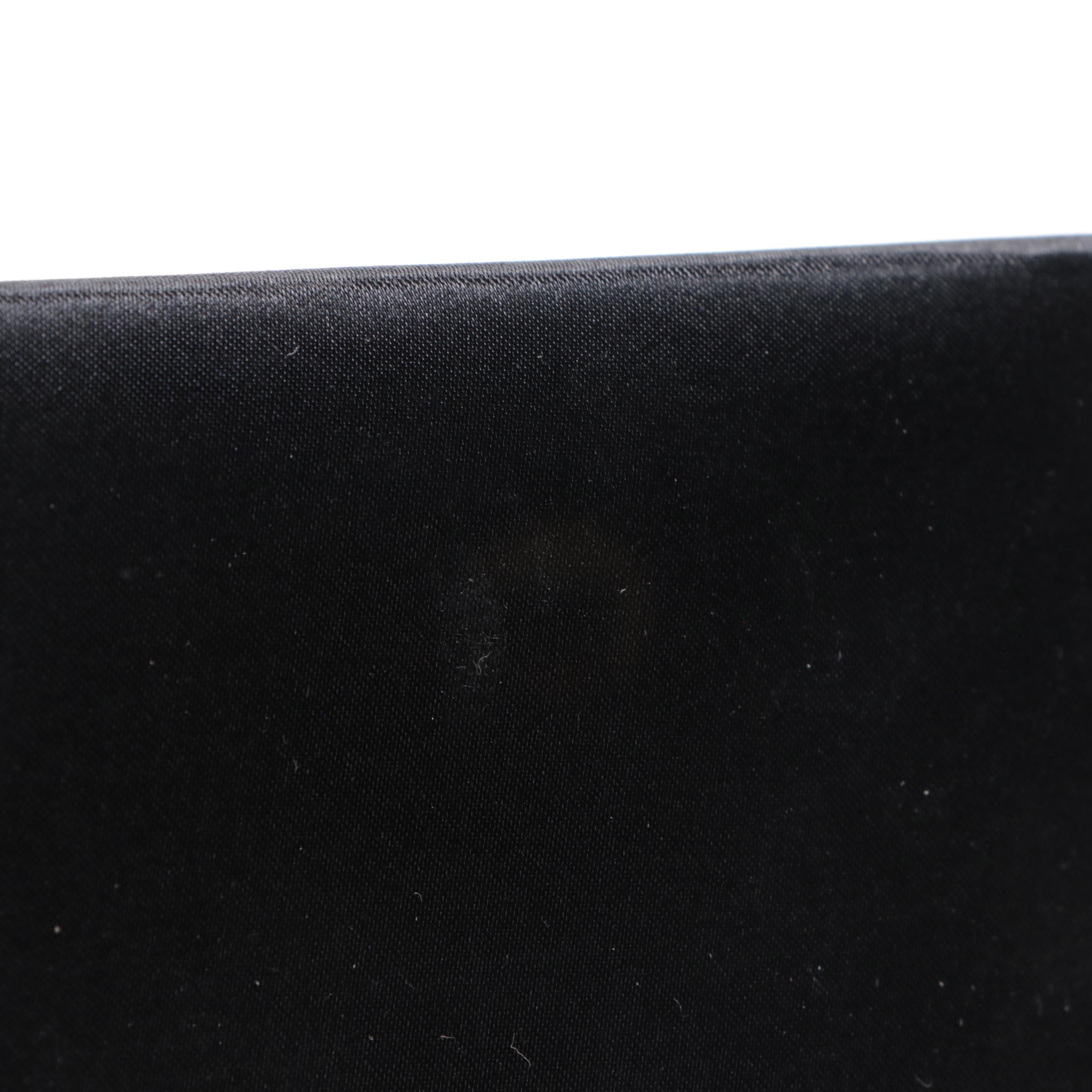 Chanel Beauté Camellia Eyeshadow Palette Case