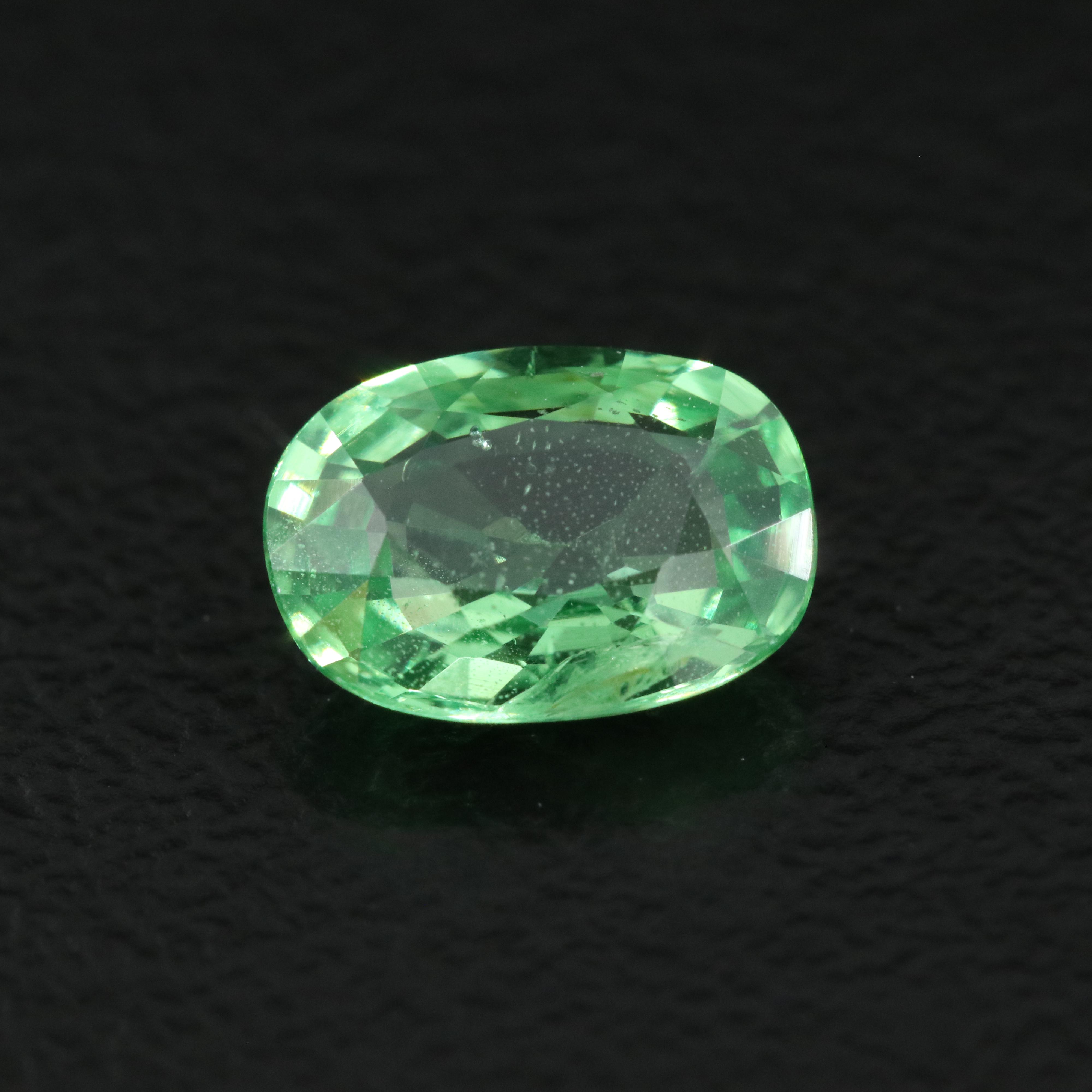 Loose 1.18 CT Tsavorite