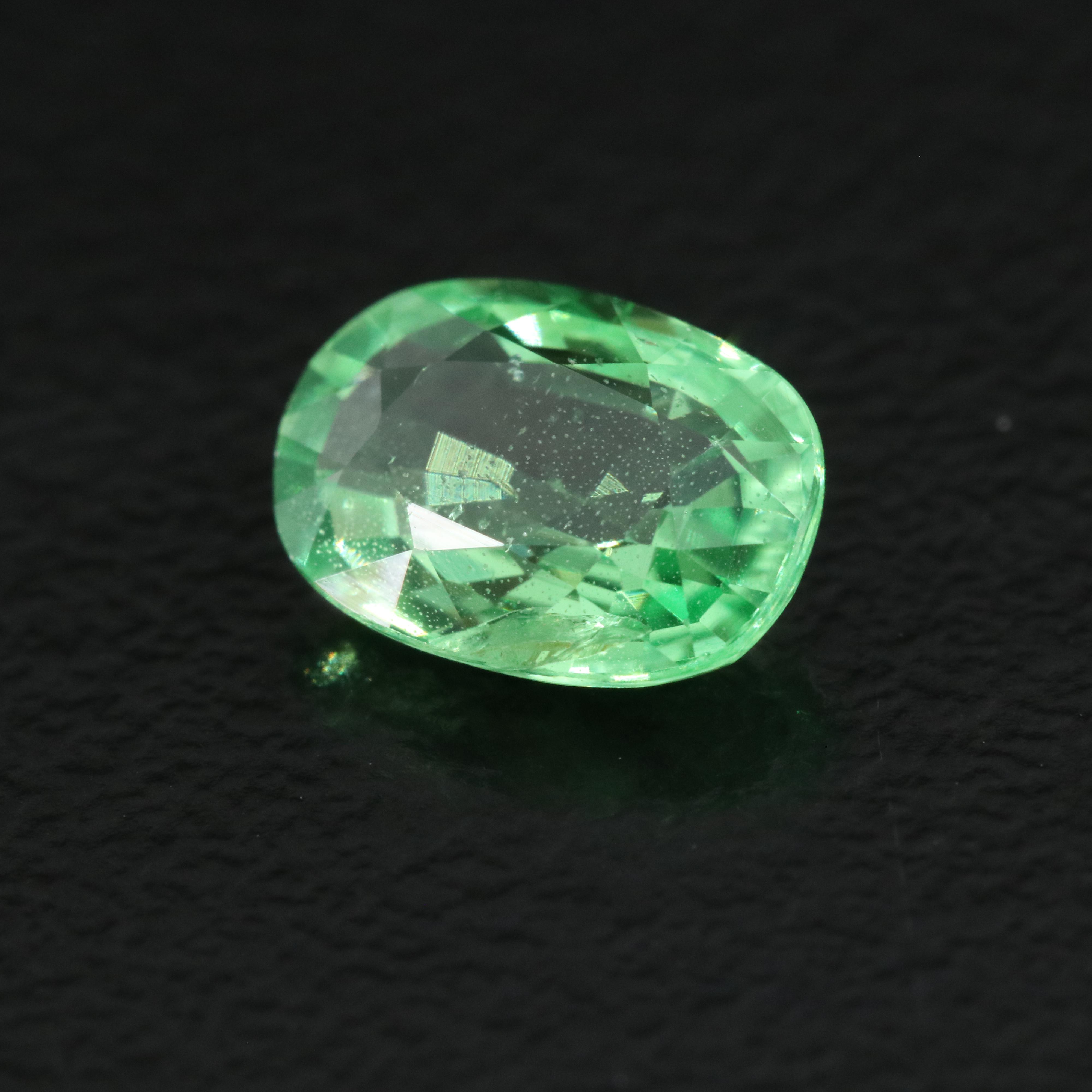 Loose 1.18 CT Tsavorite