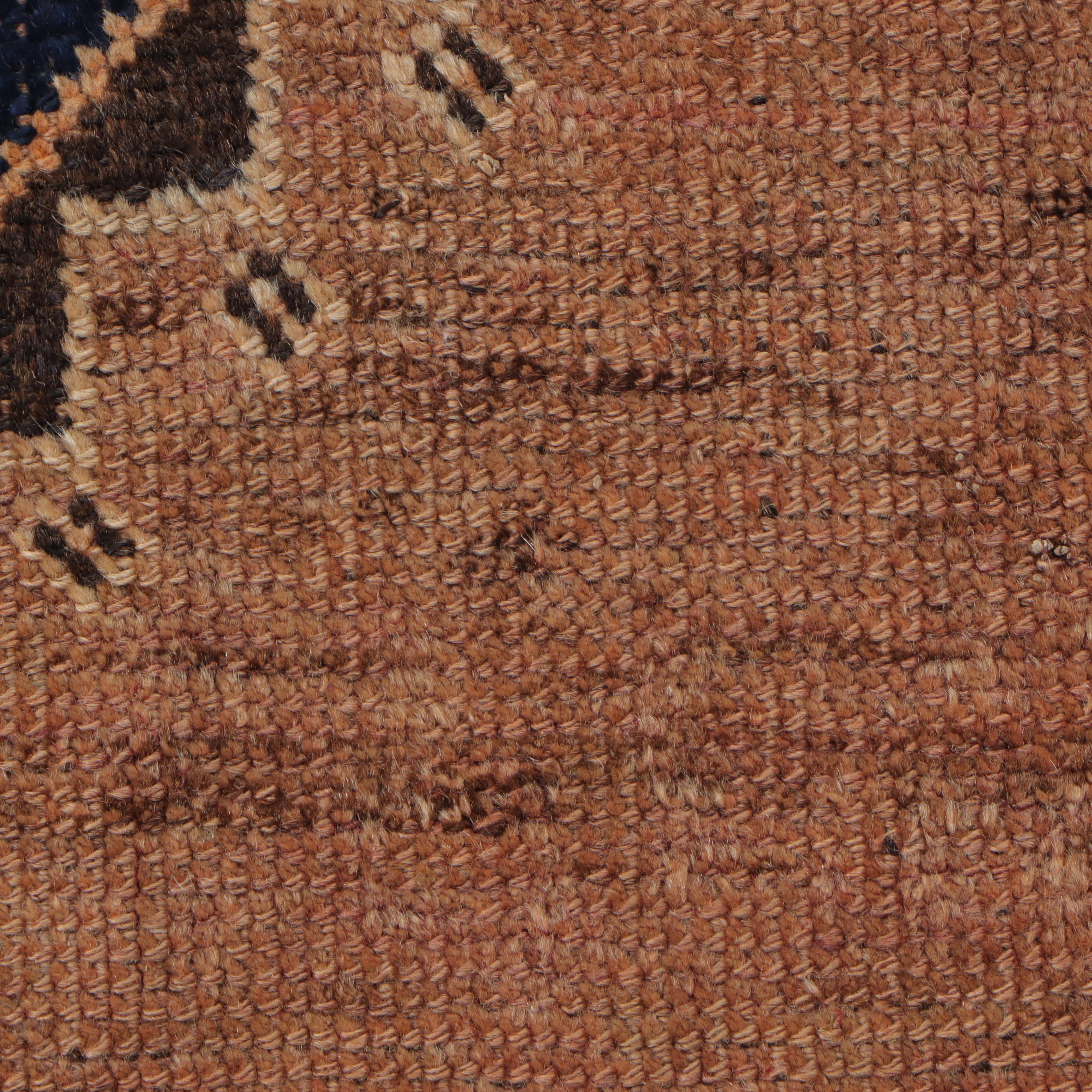 3'11 x 9'4 Hand-Knotted Persian Shiraz Long Rug