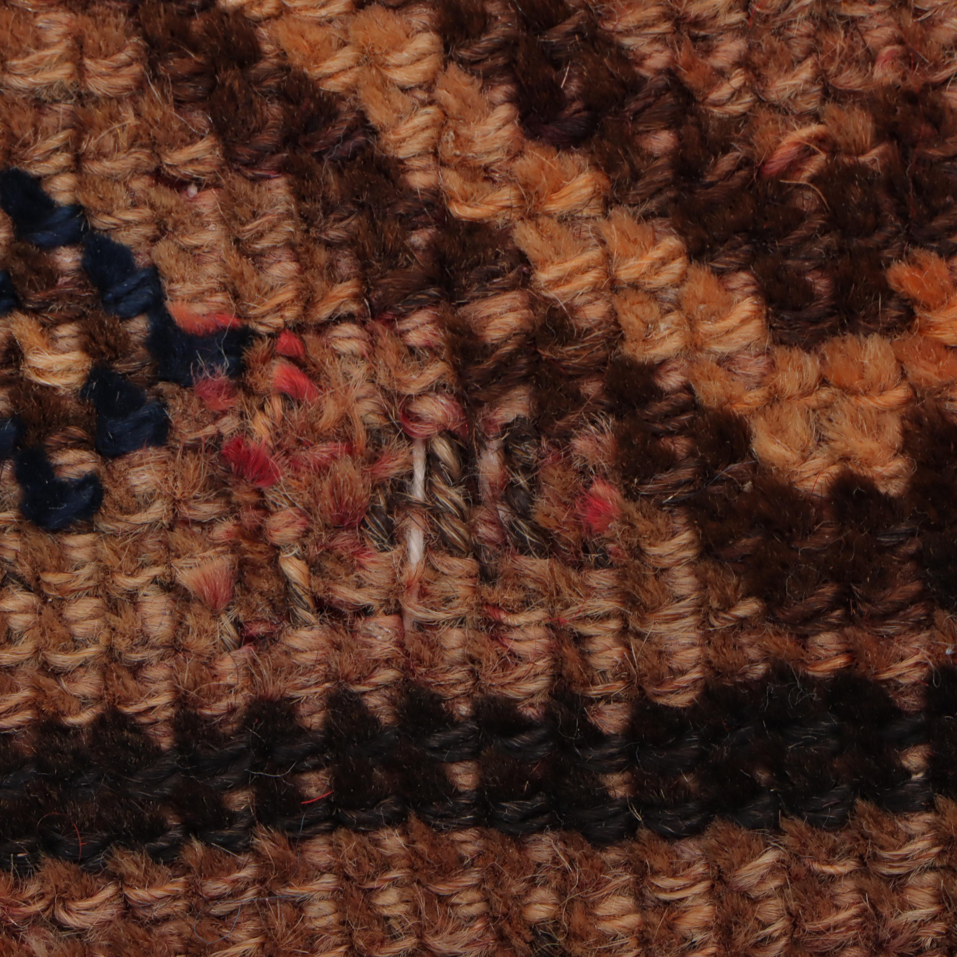 3'11 x 9'4 Hand-Knotted Persian Shiraz Long Rug