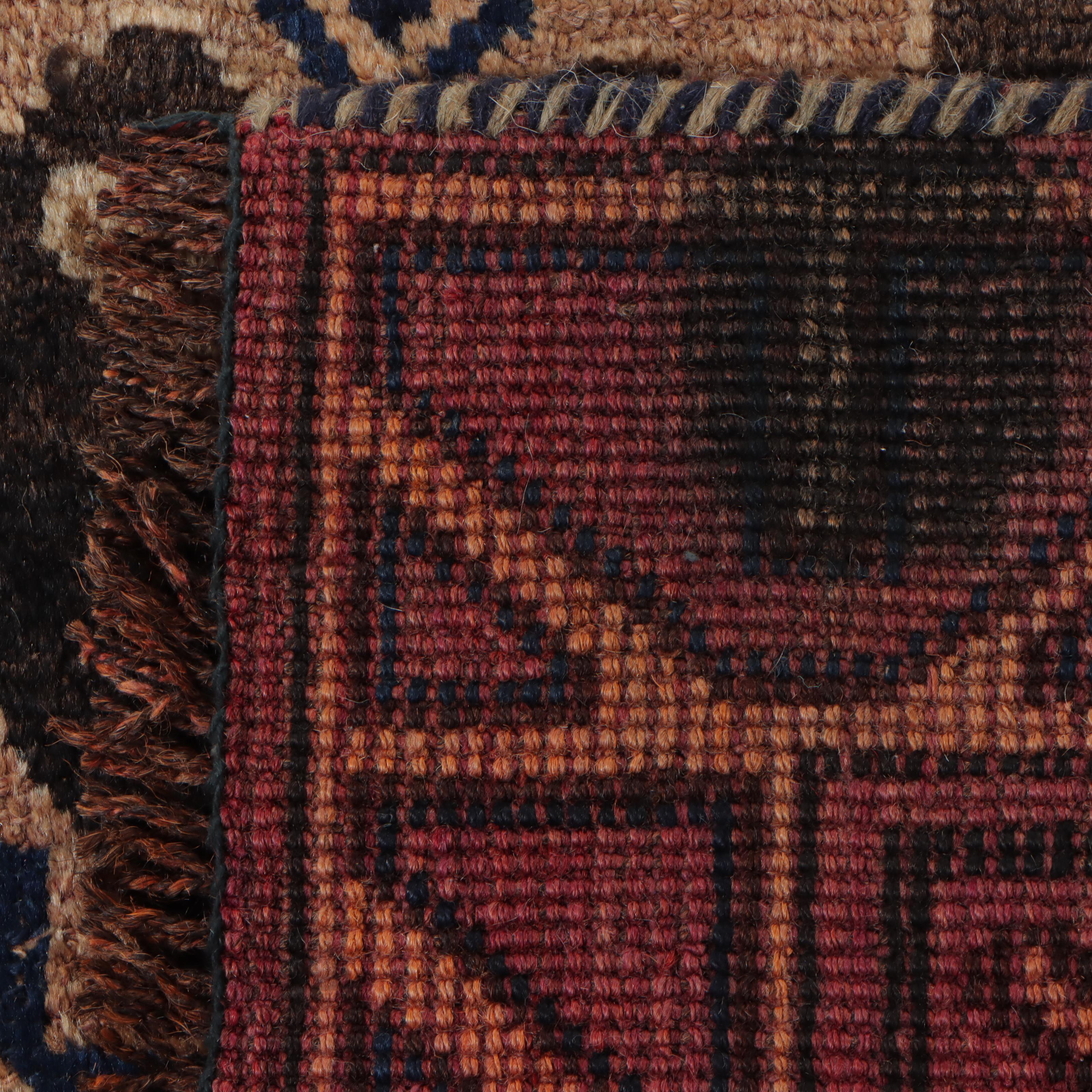 3'11 x 9'4 Hand-Knotted Persian Shiraz Long Rug