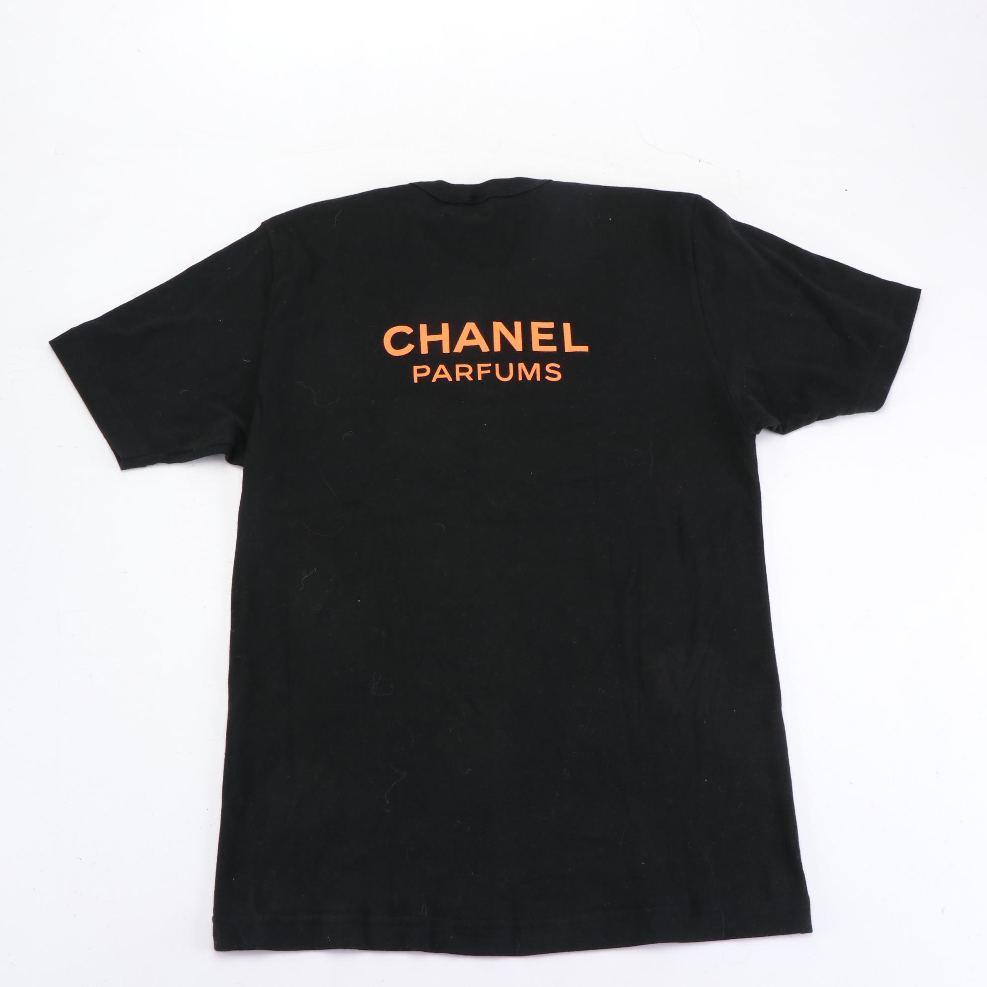 Promotional Chanel Parfums T-Shirt, Chanel Promotional Key Fob Chanel No. 5