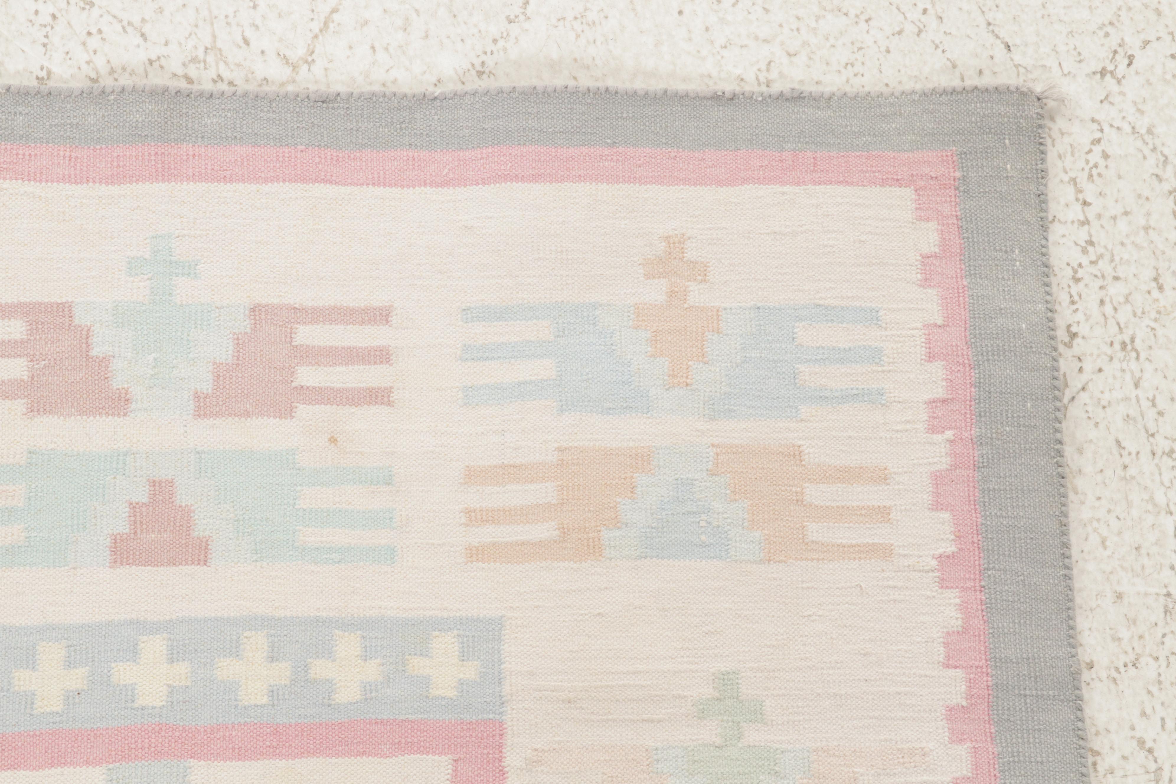 2'6 x 3'10 Handwoven Indian Dhurrie Accent Rug, 2010s
