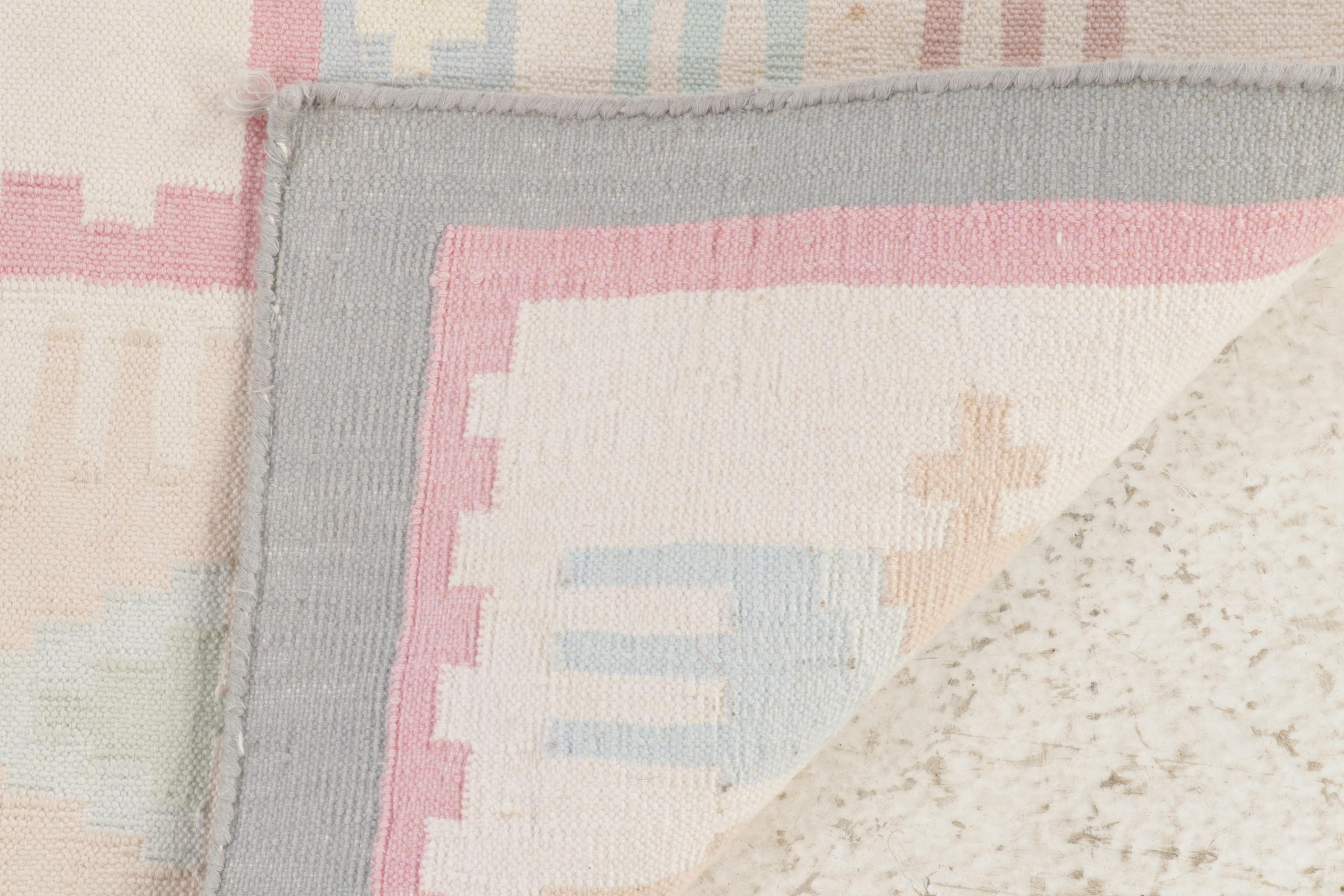 2'6 x 3'10 Handwoven Indian Dhurrie Accent Rug, 2010s