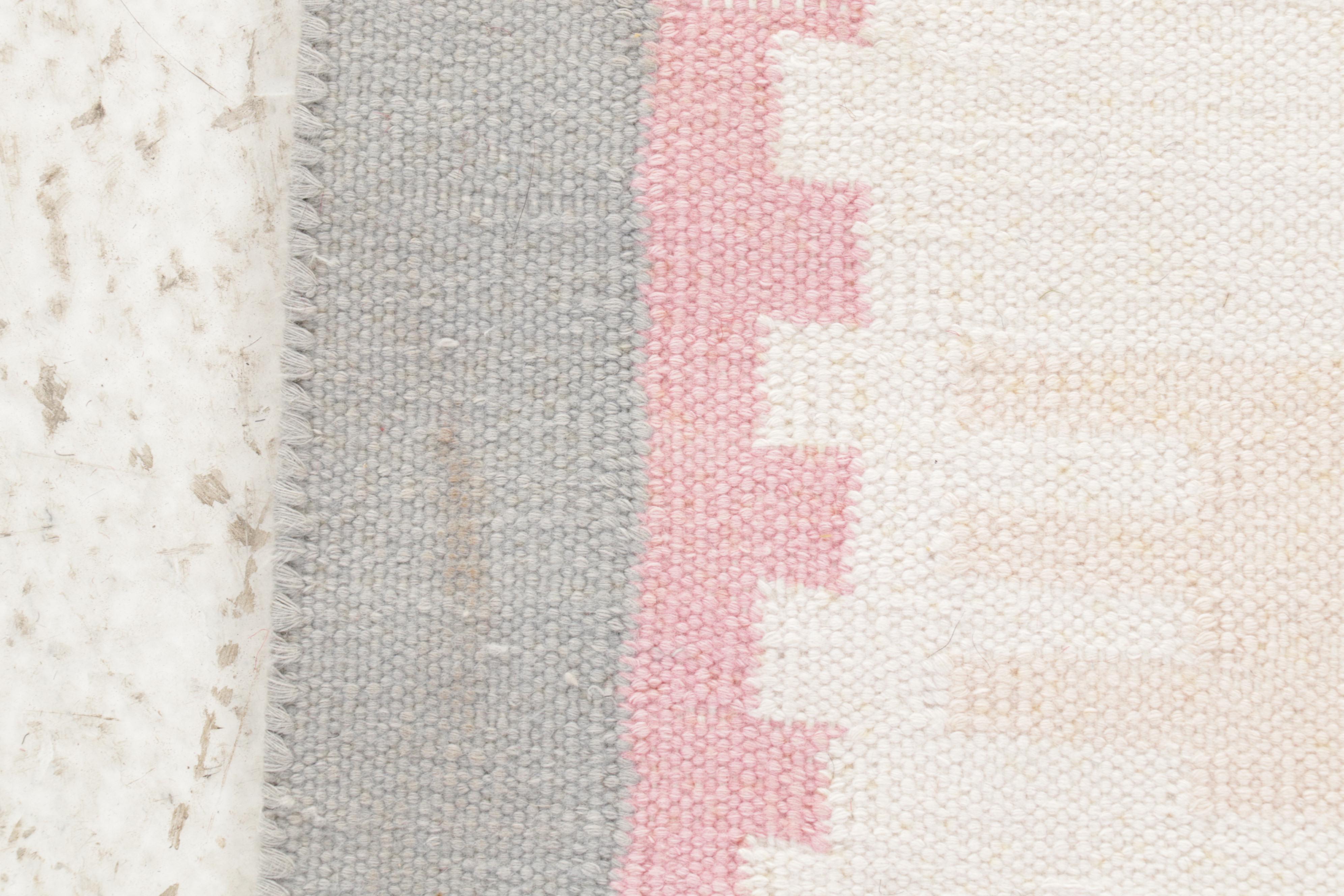 2'6 x 3'10 Handwoven Indian Dhurrie Accent Rug, 2010s