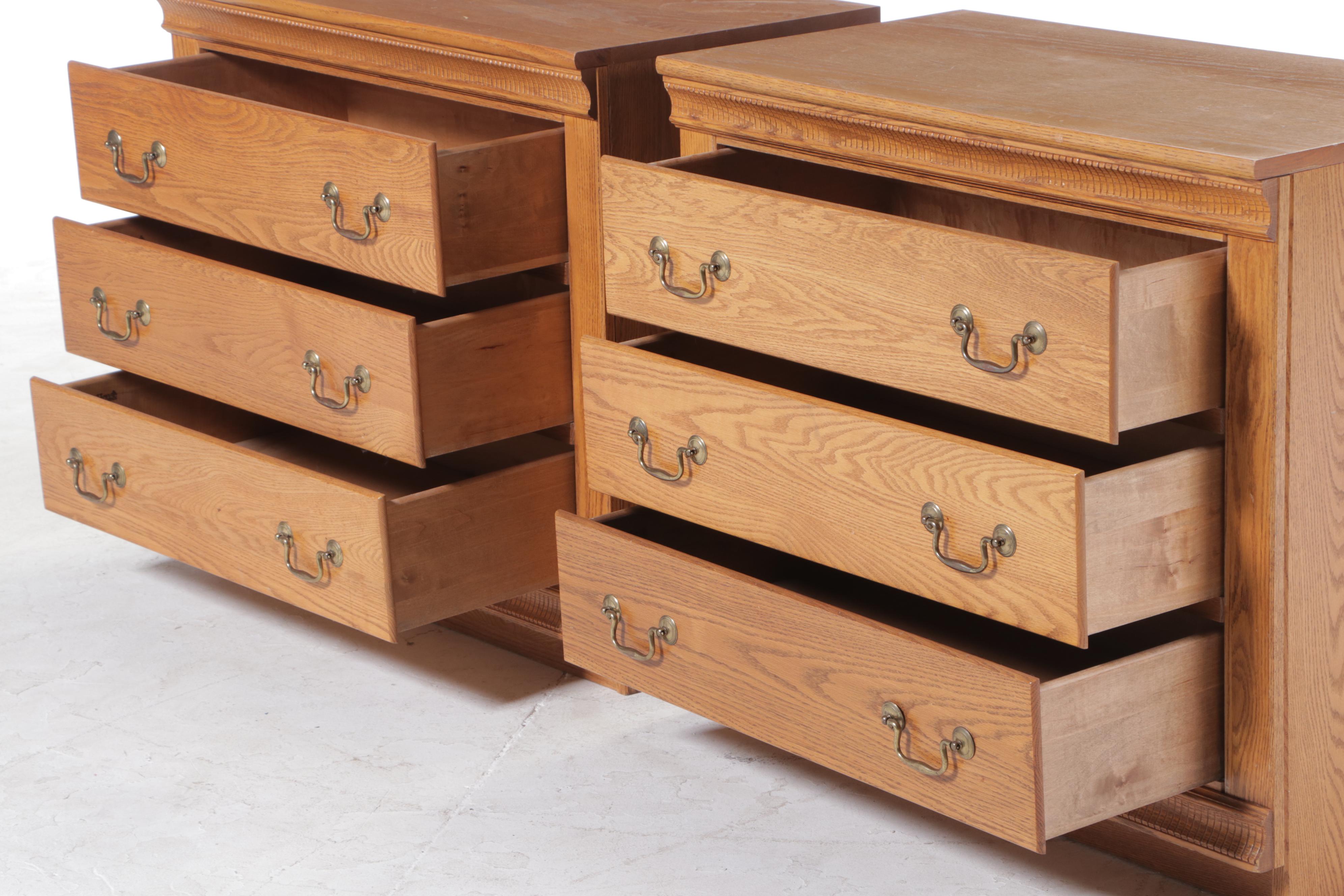 Pair of Yield House Federal Style Oak Three-Drawer Bedside Chests