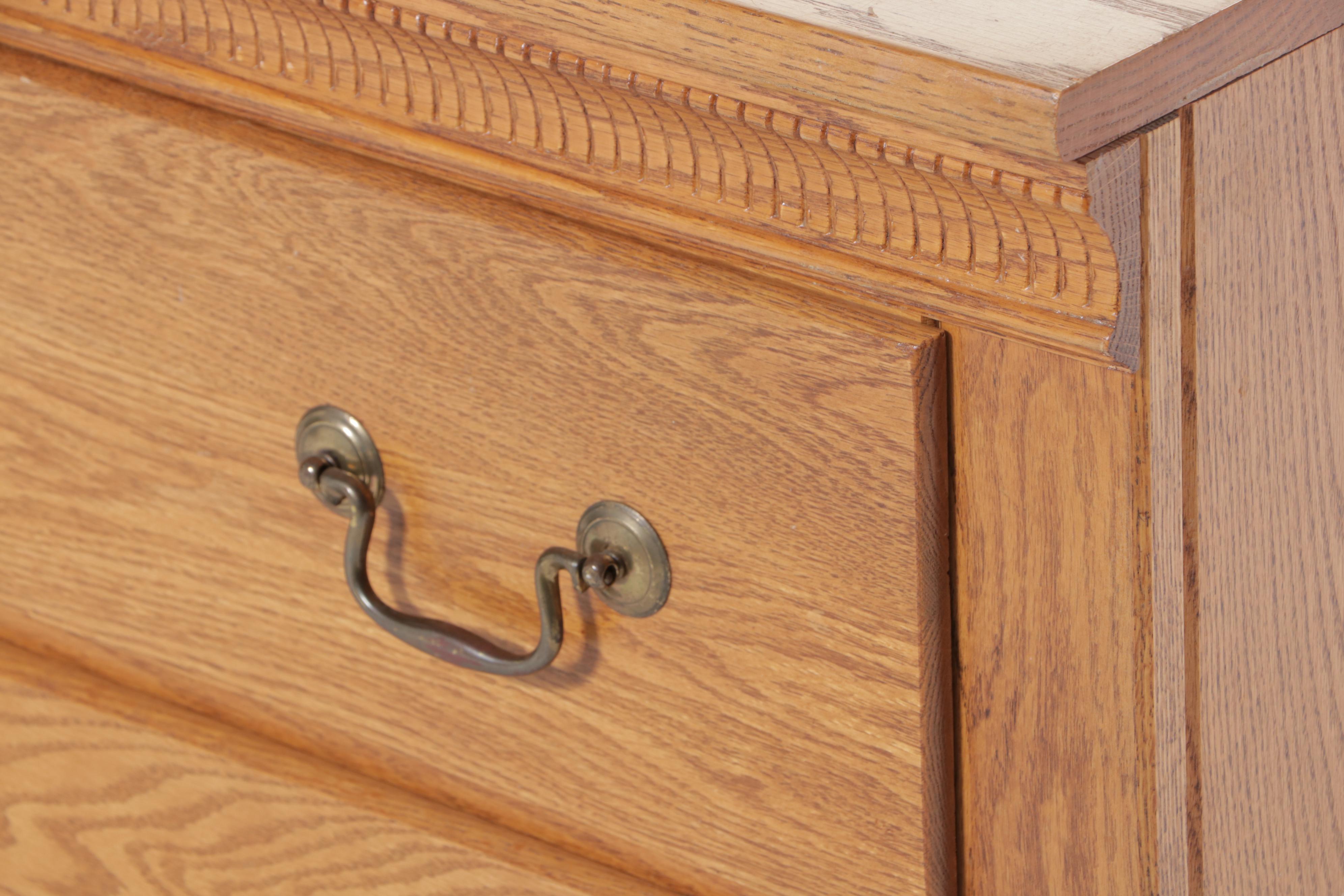 Pair of Yield House Federal Style Oak Three-Drawer Bedside Chests