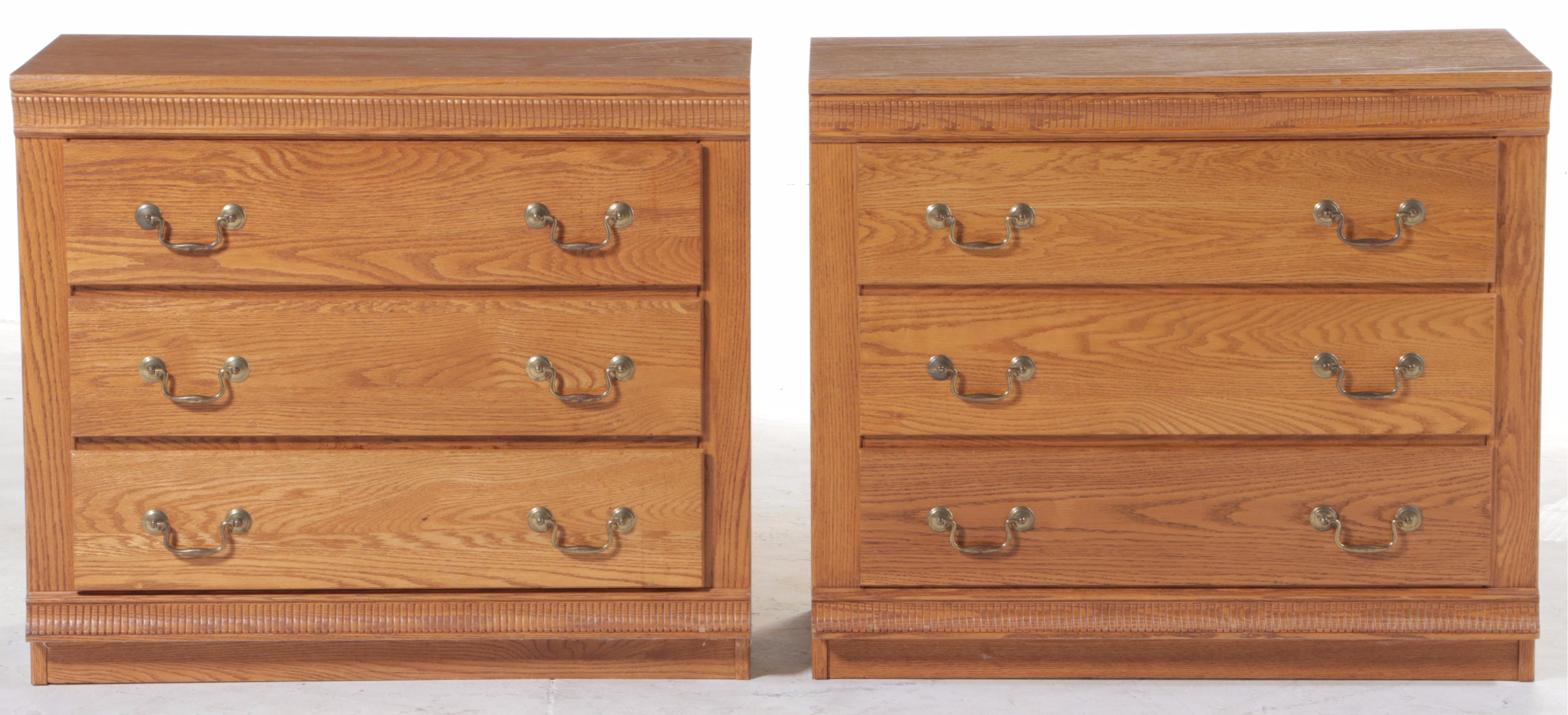 Pair of Yield House Federal Style Oak Three-Drawer Bedside Chests