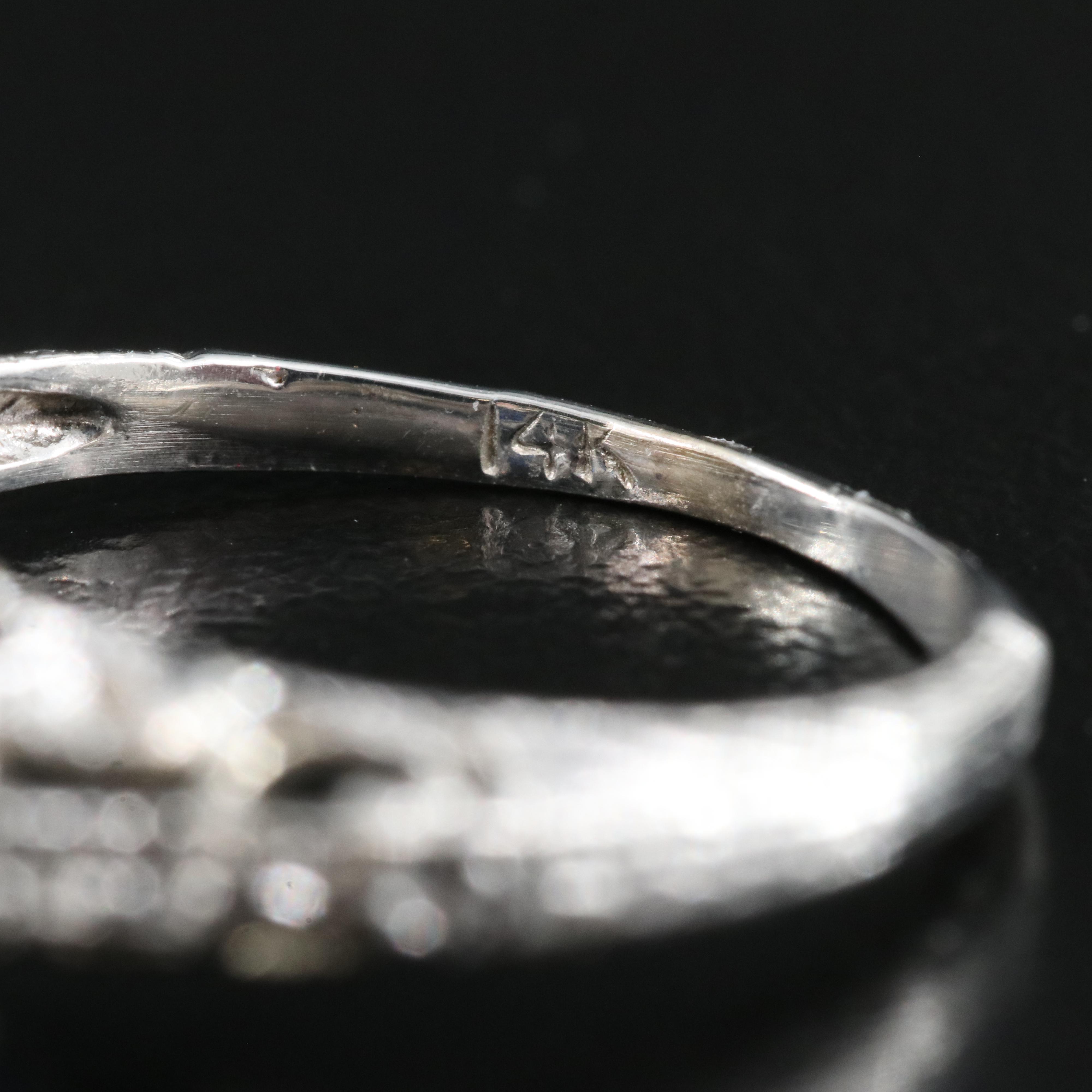 14K Sapphire Foliate Ring