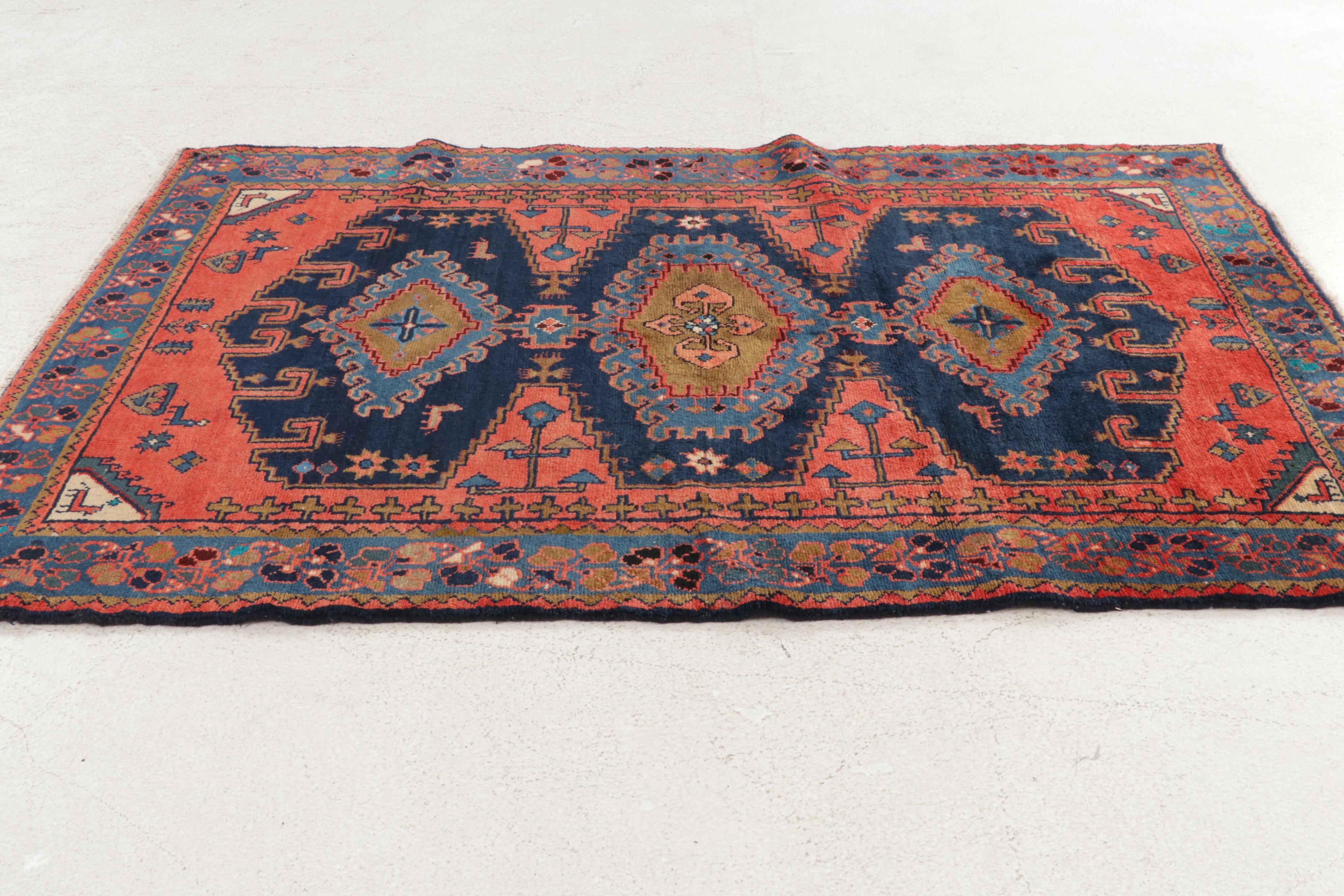 4' x 6'11 Hand-Knotted Persian Viss Mahal Pictorial Rug, 1970s