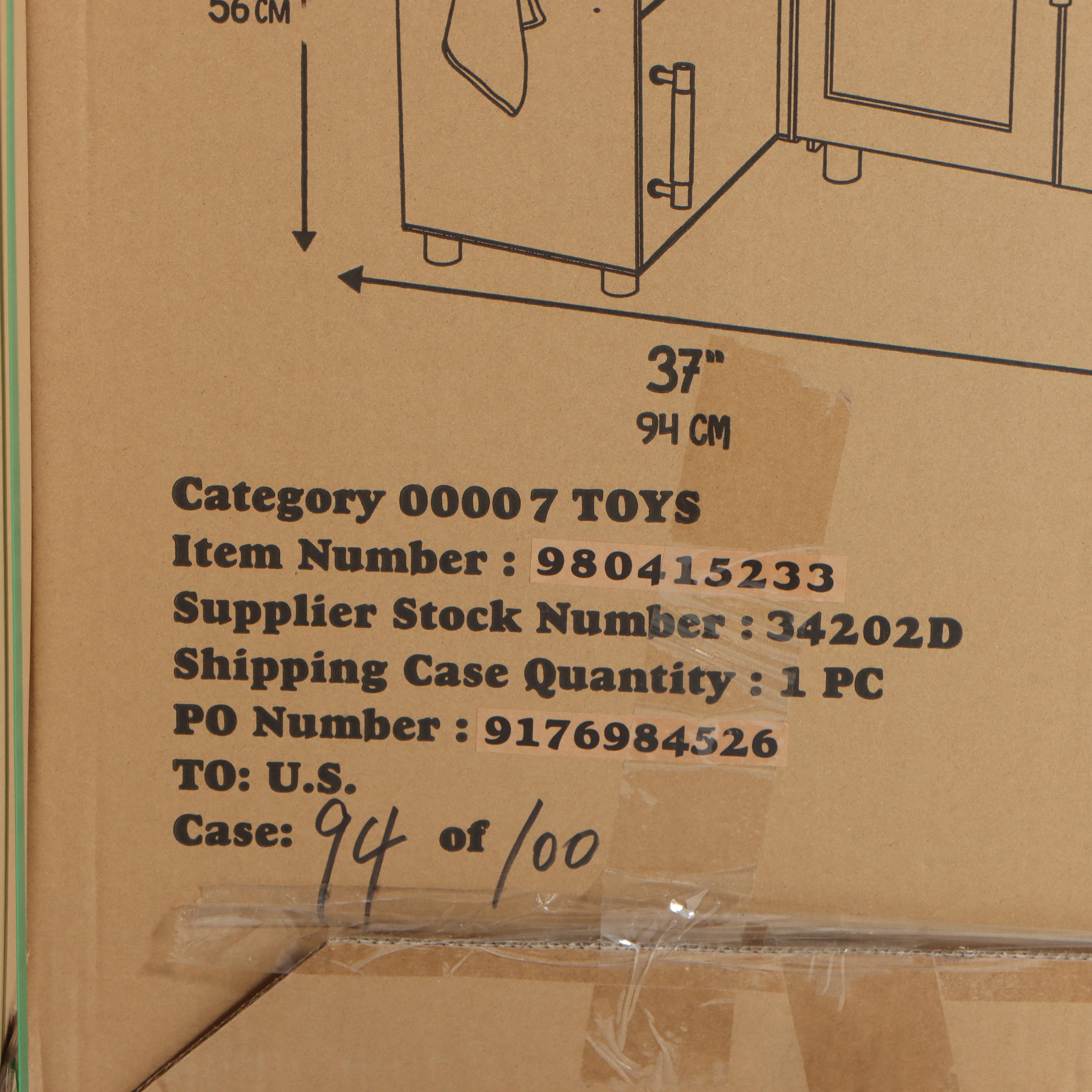 Member's Mark Deluxe Wooden Kitchen Play Center