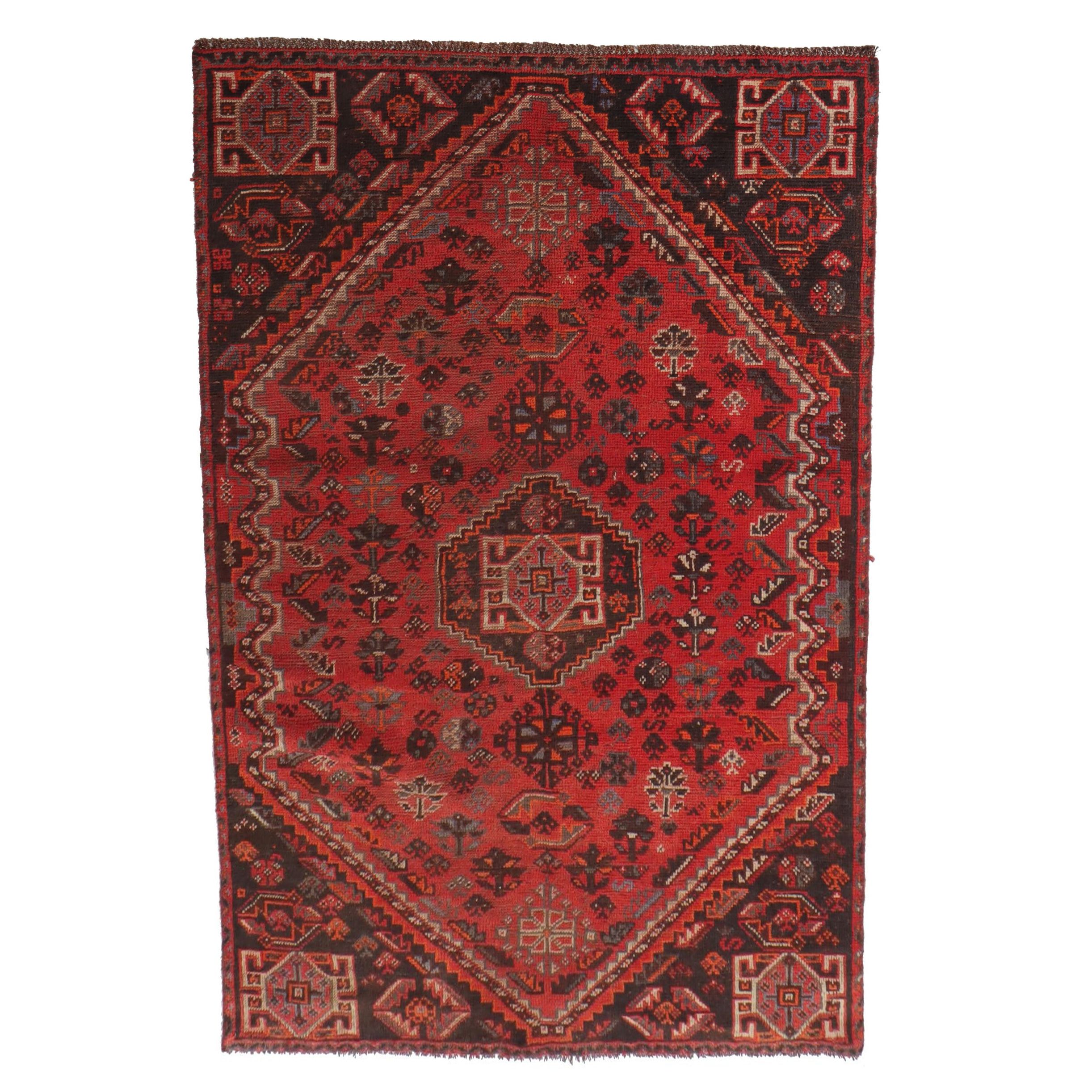 4'3 x 7'6 Hand-Knotted Persian Qashqai Area Rug