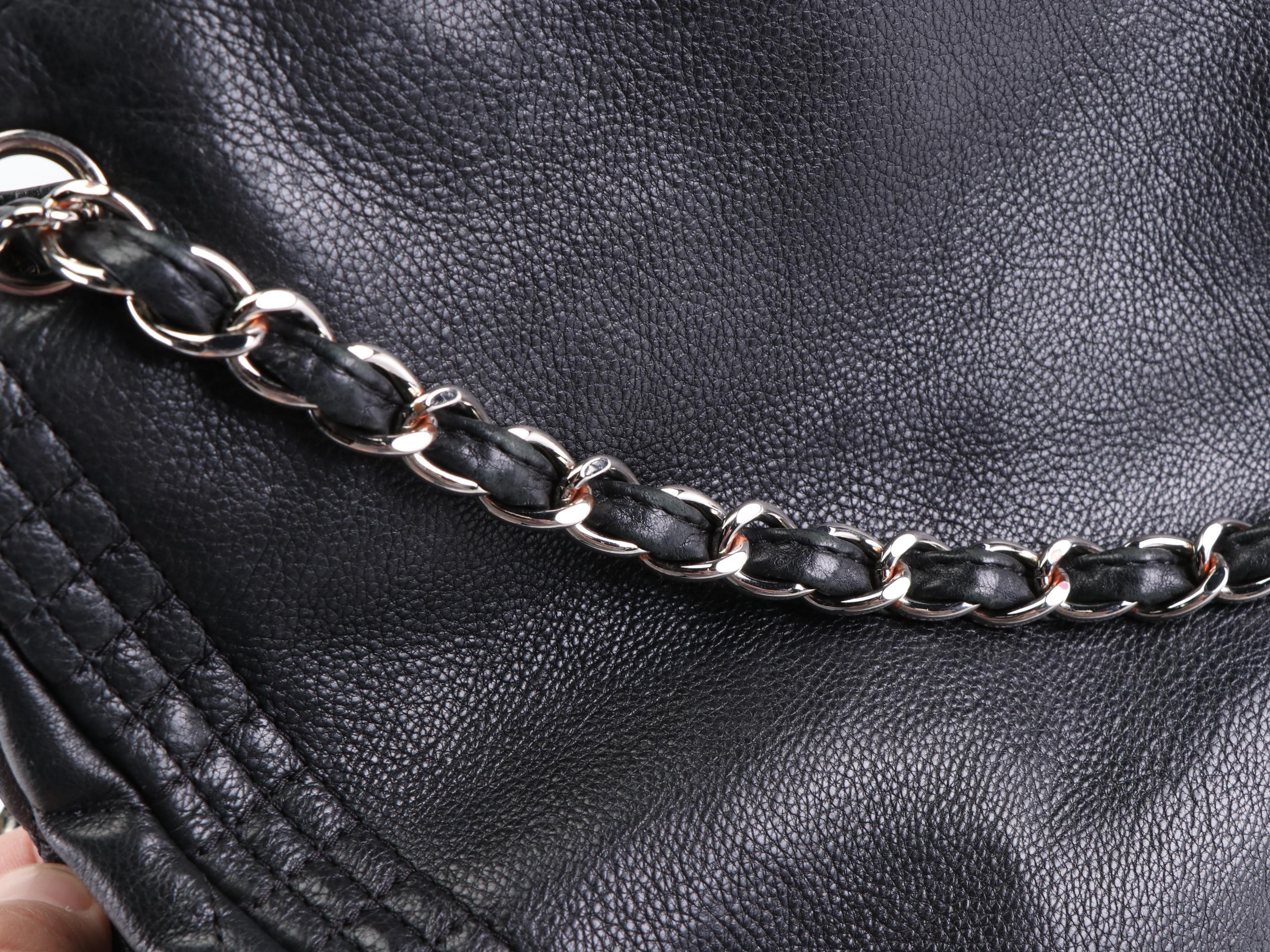 Chanel CC Shoulder Bag in Leather