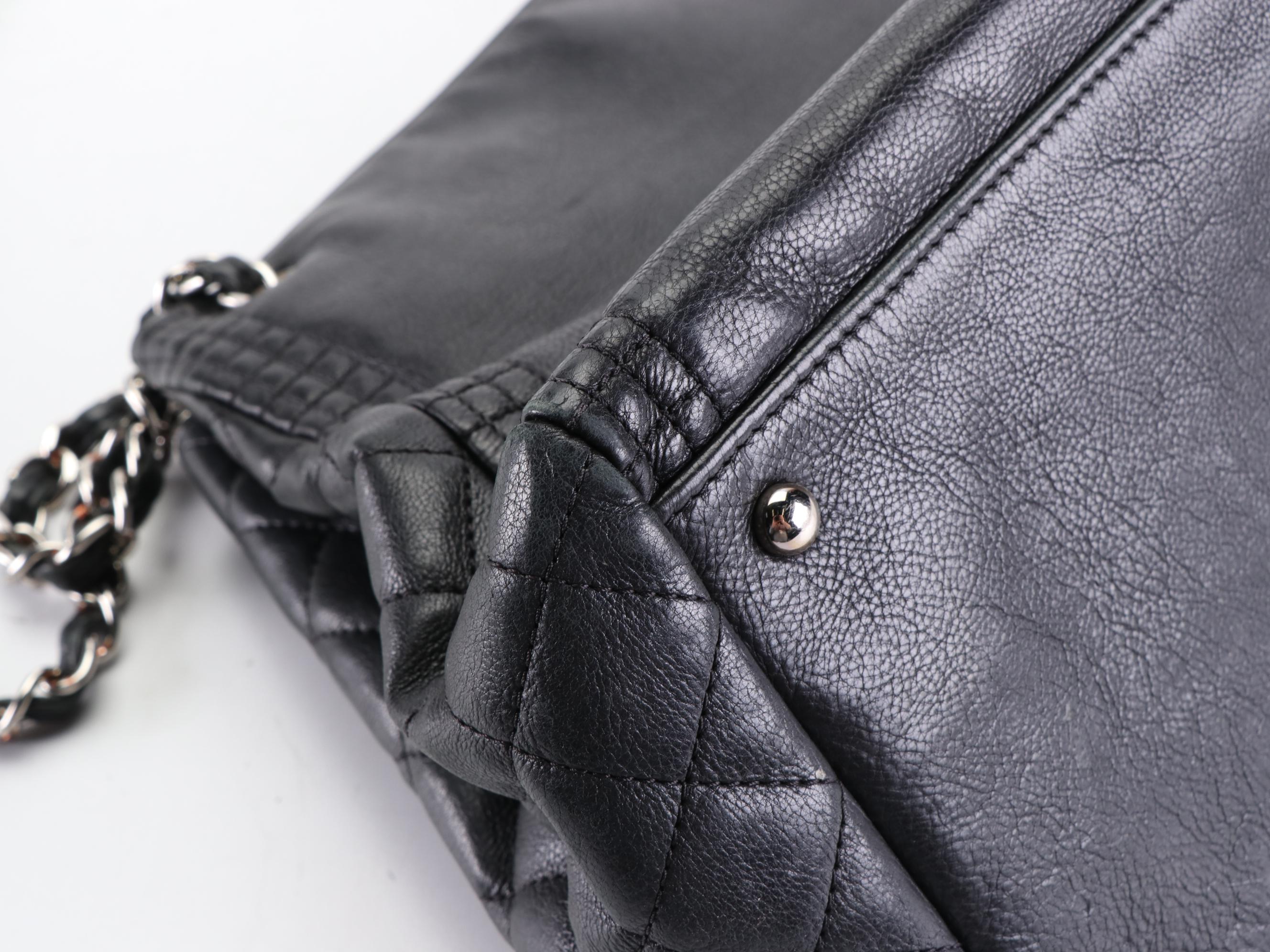 Chanel CC Shoulder Bag in Leather