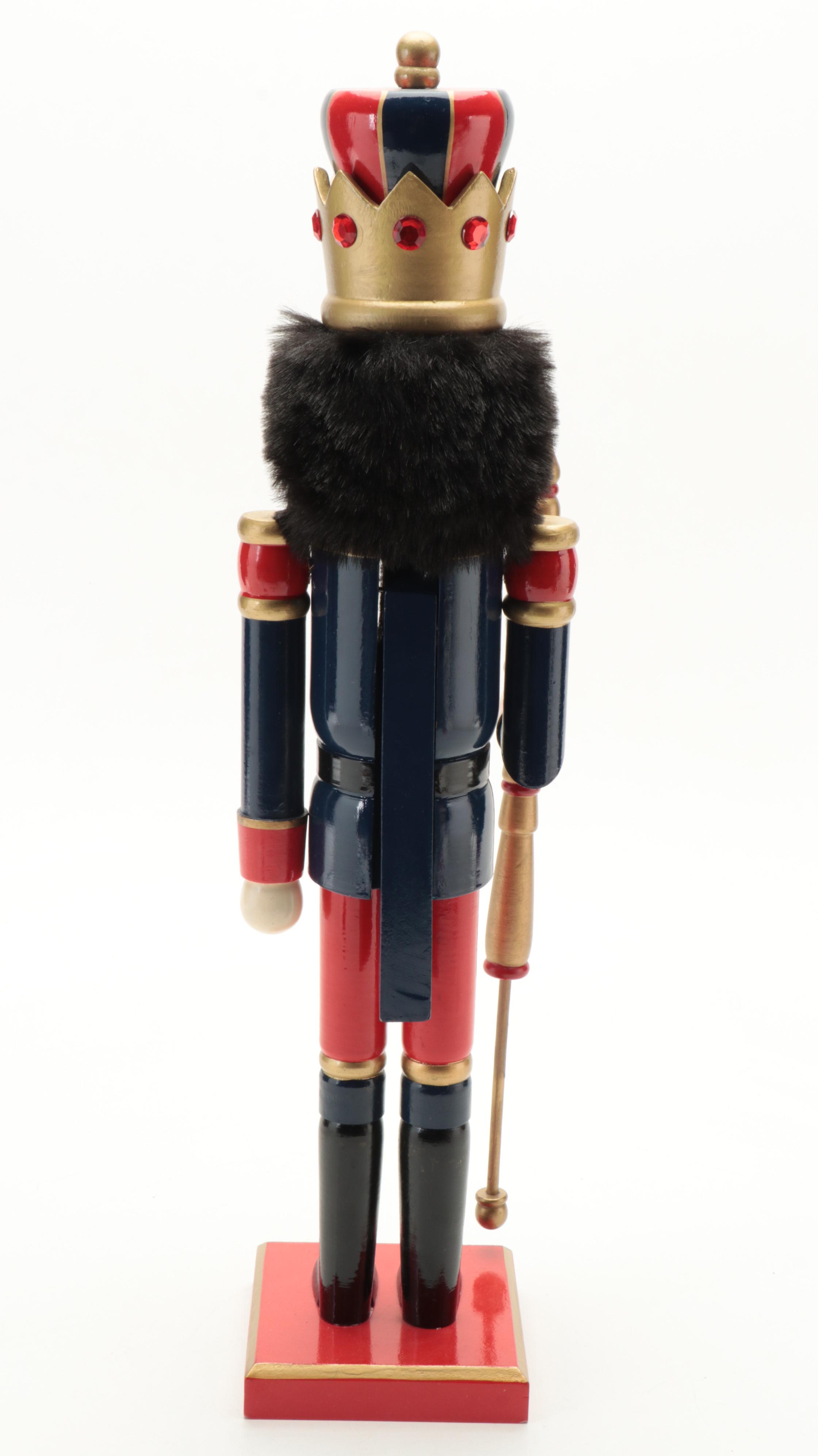 Wooden King and Drummer Nutcrackers