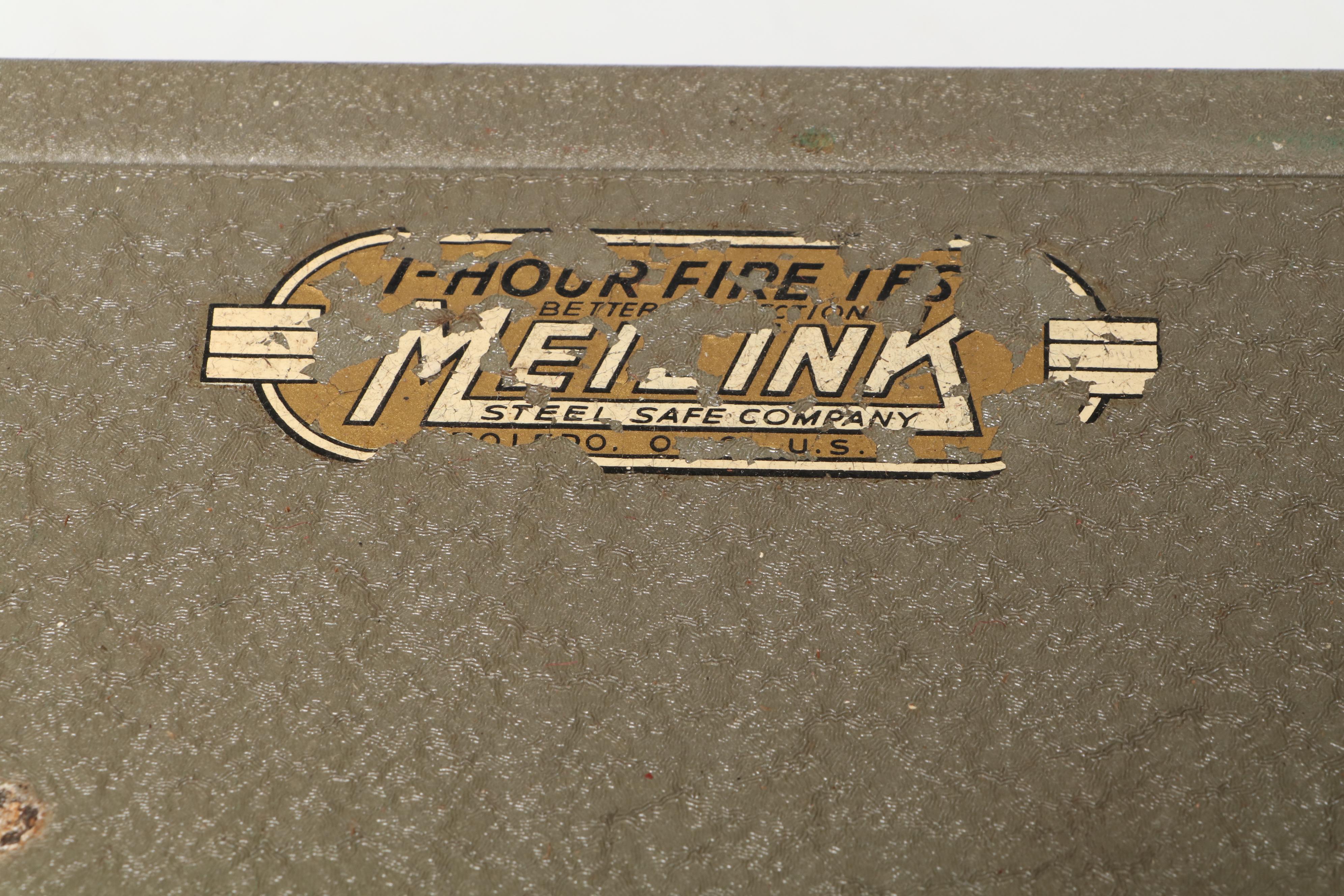 Meilink Mfg. Fabric Lined Fire Insulated Safe