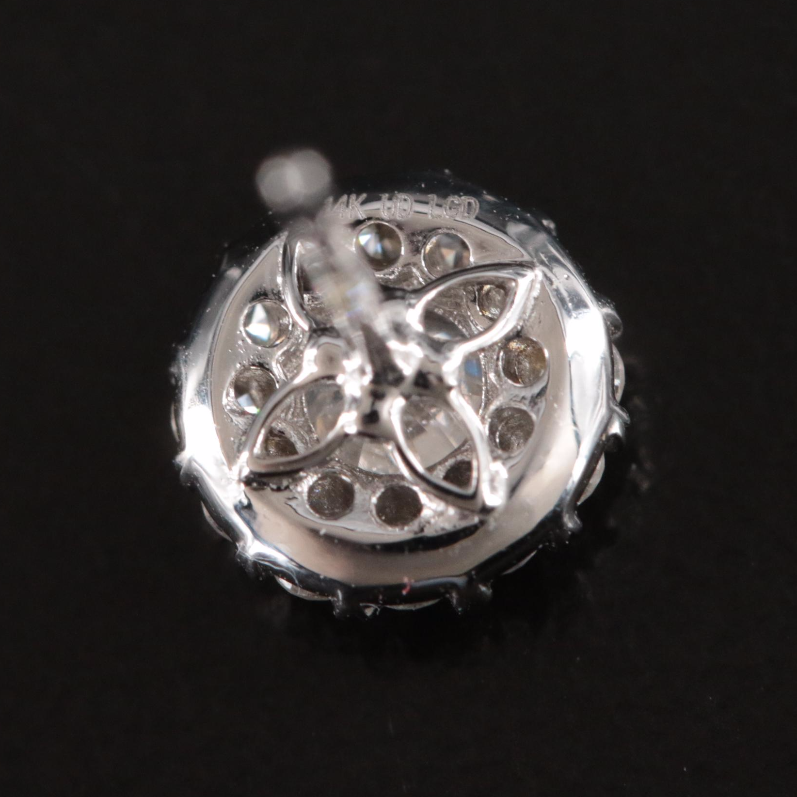 14K 1.01 Lab Grown Diamonds Stud Earrings