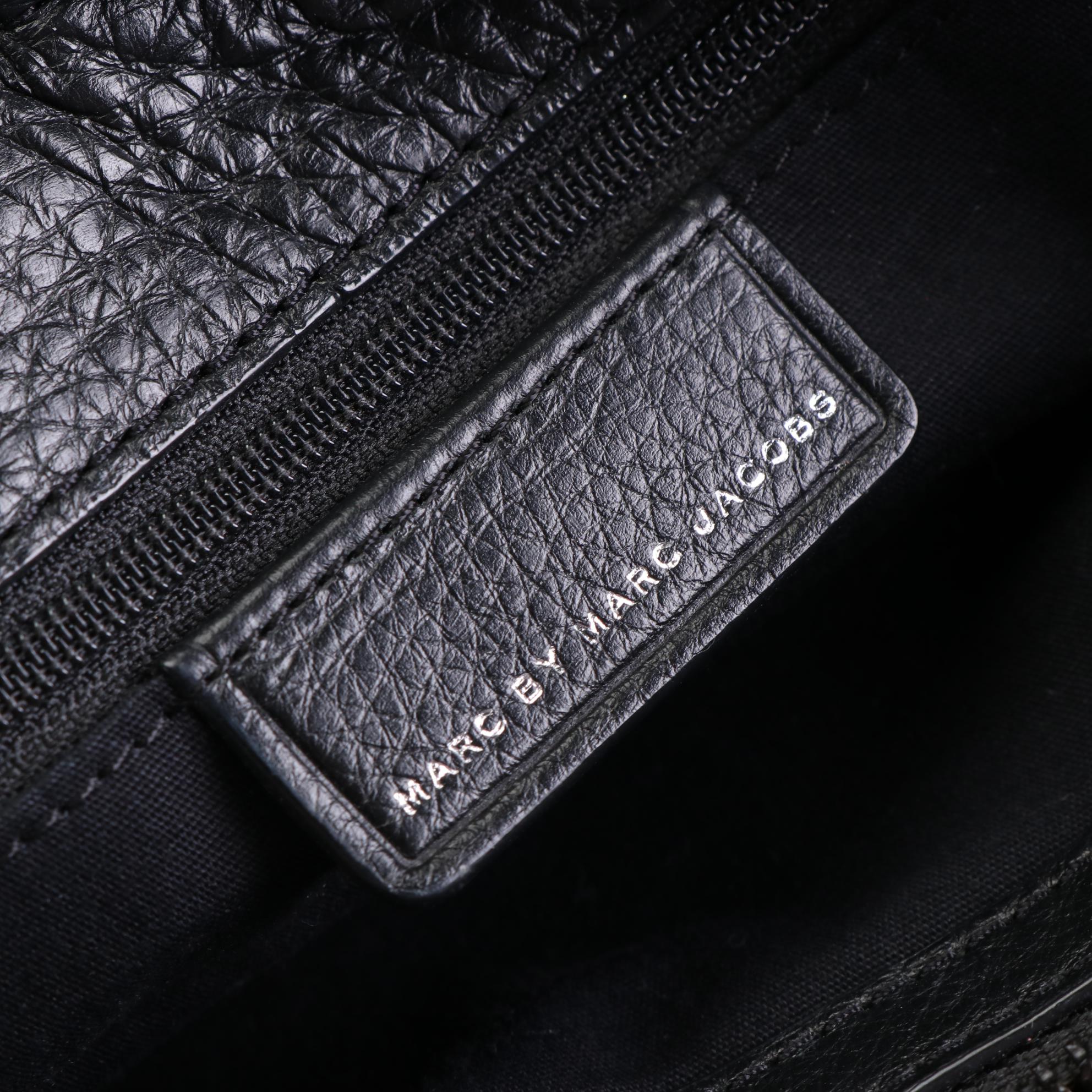 Marc by Marc Jacobs Convertible Tote Bag in Black Leather with Detachable Strap