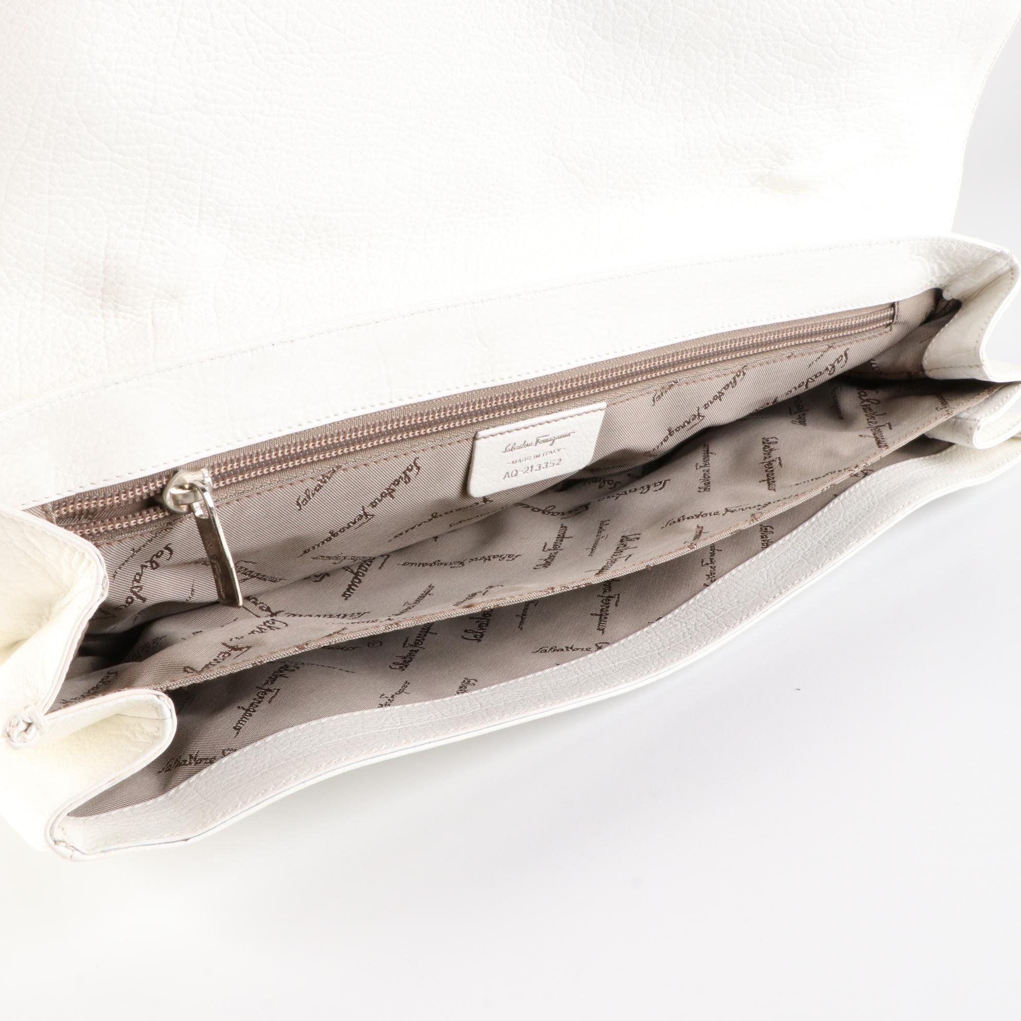 Salvatore Ferragamo Front-Flap Shoulder Bag in White leather