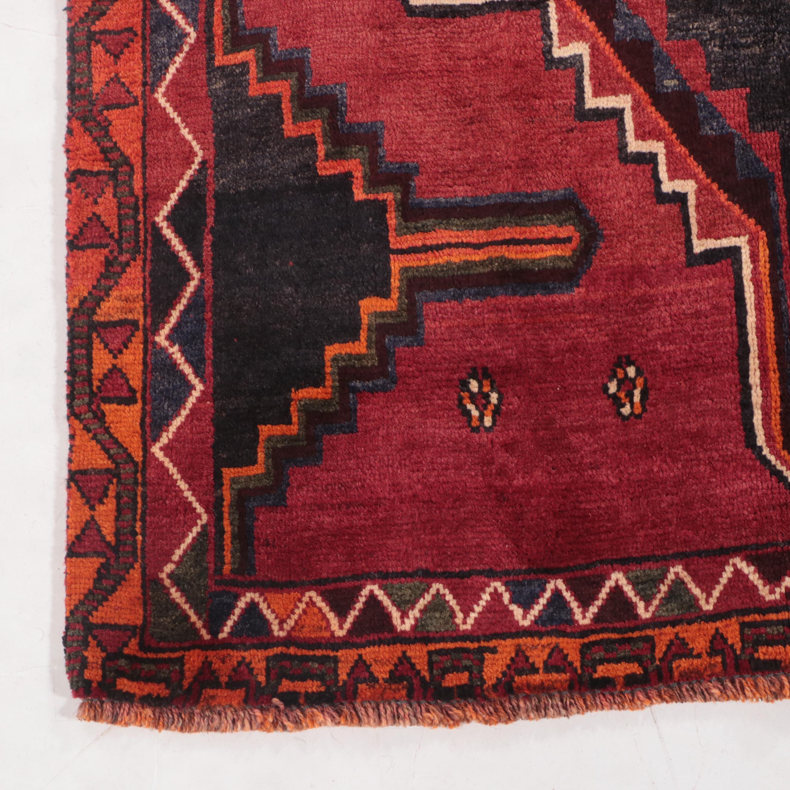 4'3 x 10'2 Hand-Knotted Persian Shiraz Long Rug