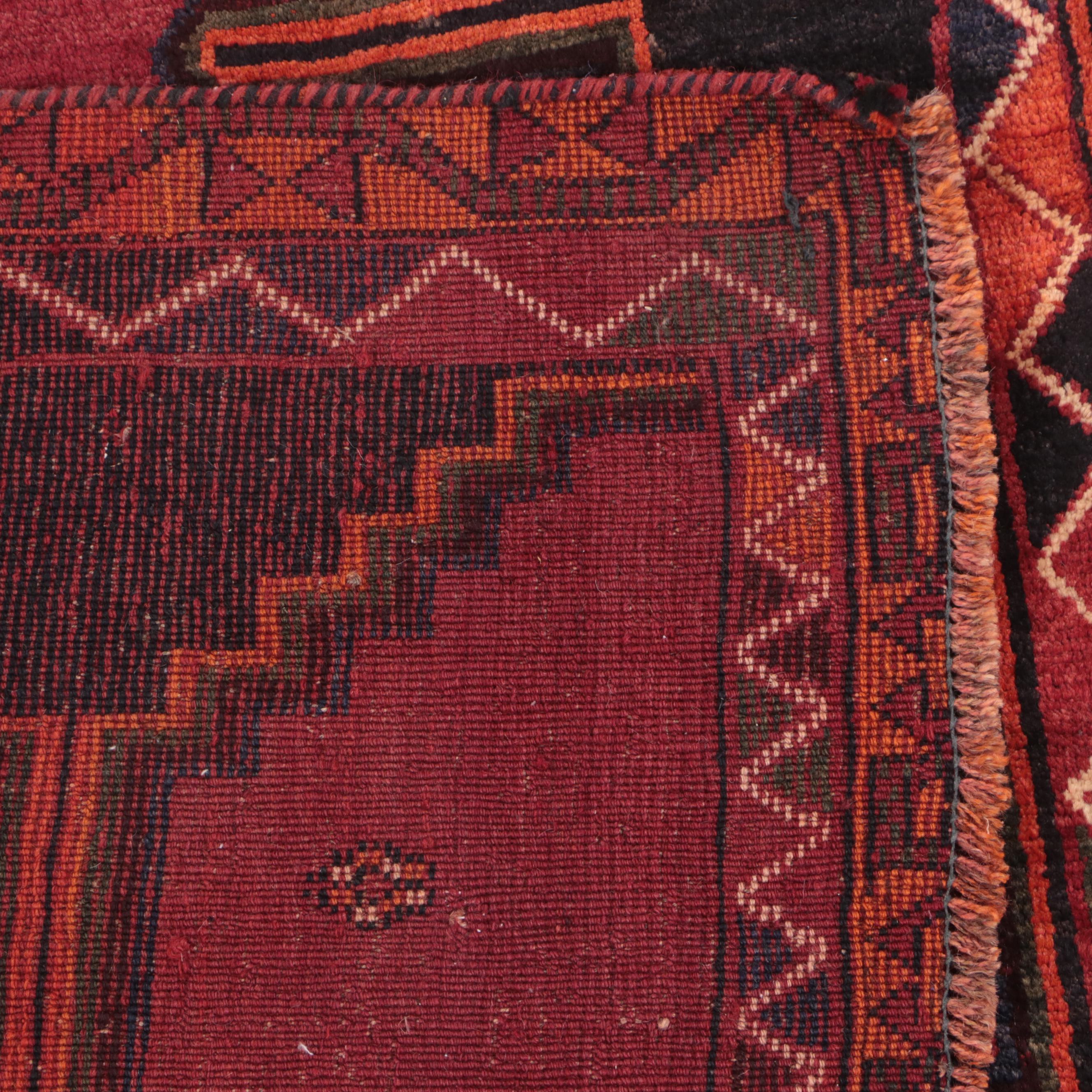 4'3 x 10'2 Hand-Knotted Persian Shiraz Long Rug