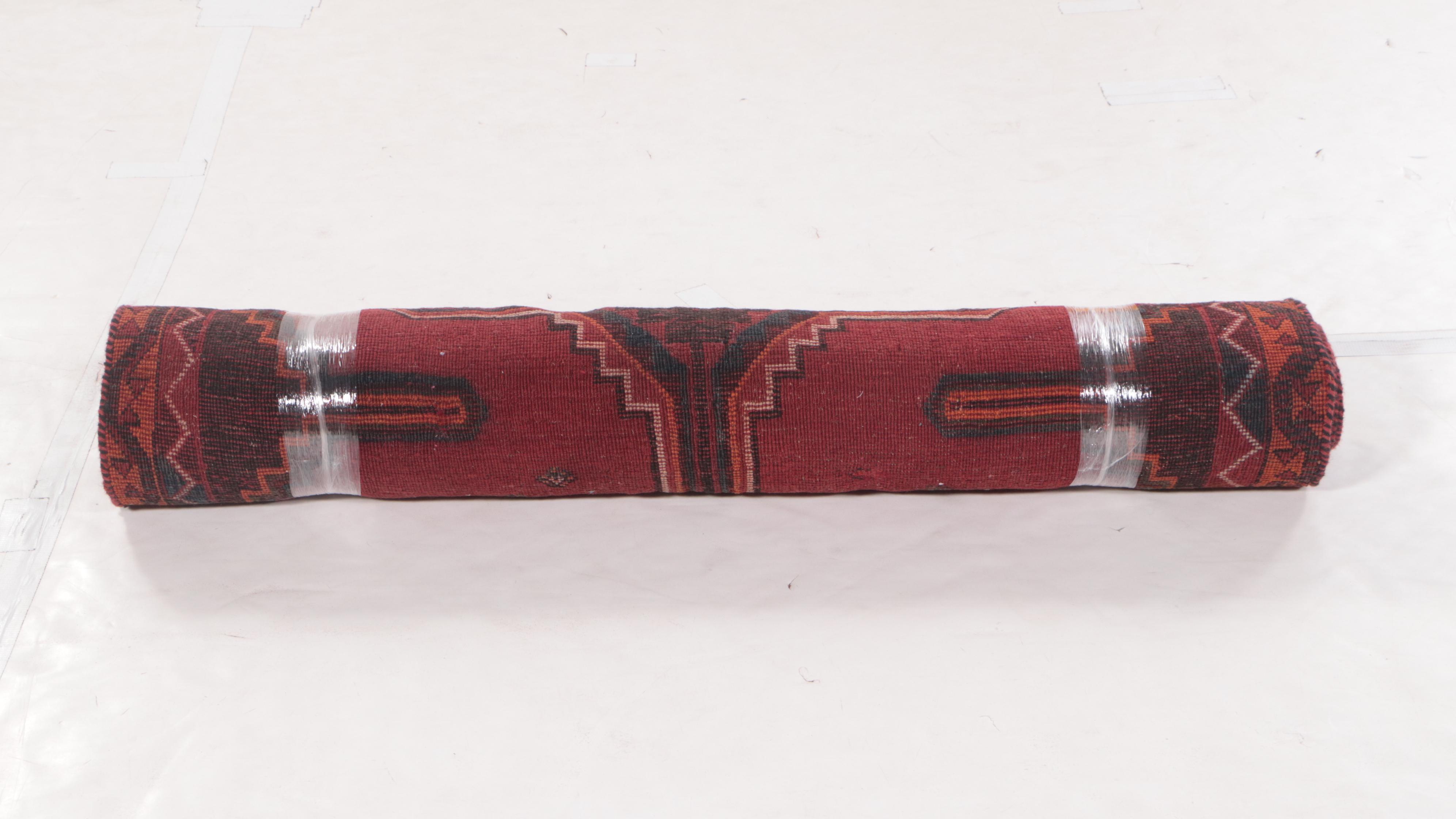 4'3 x 10'2 Hand-Knotted Persian Shiraz Long Rug