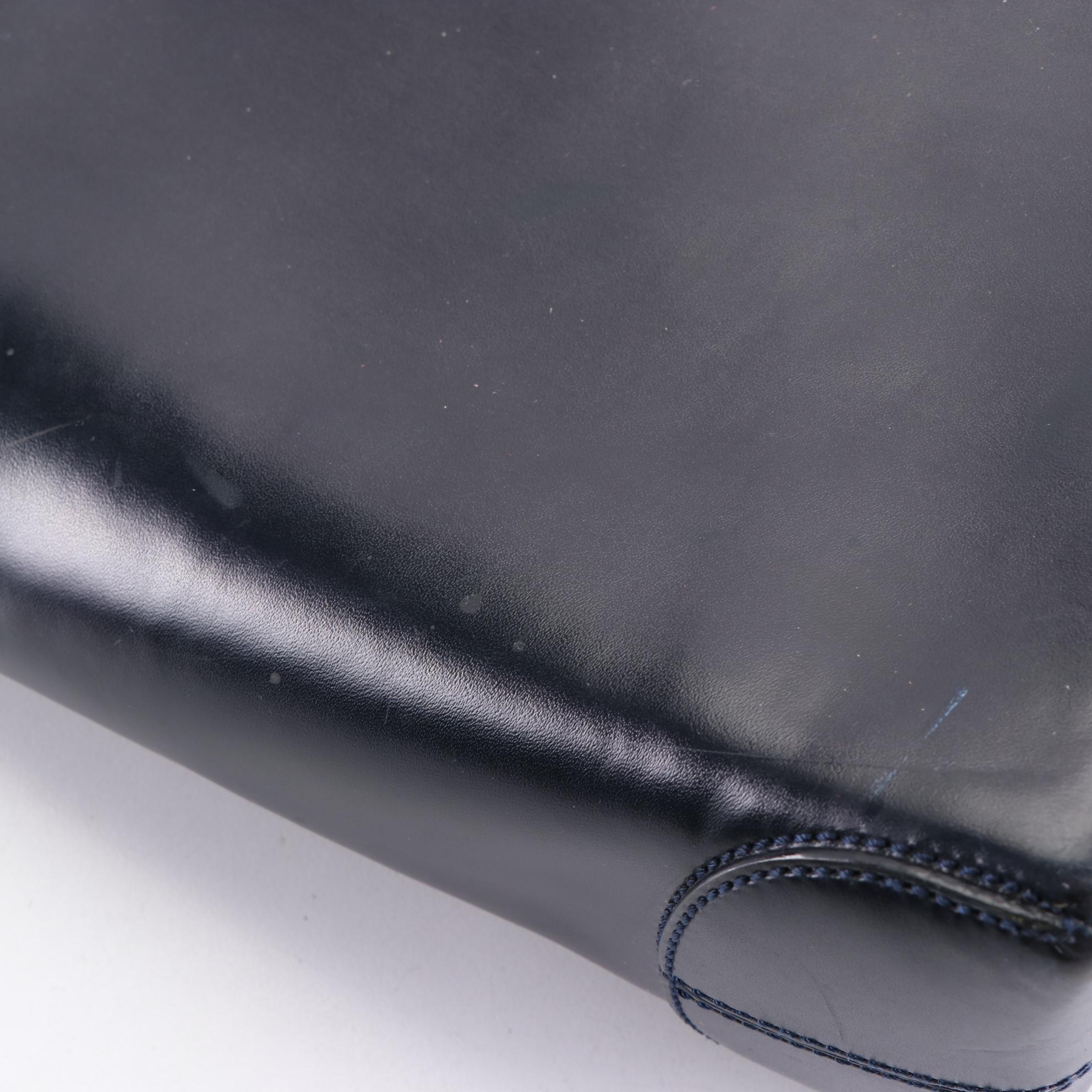 Tod's Shoulder Tote in Smooth Leather