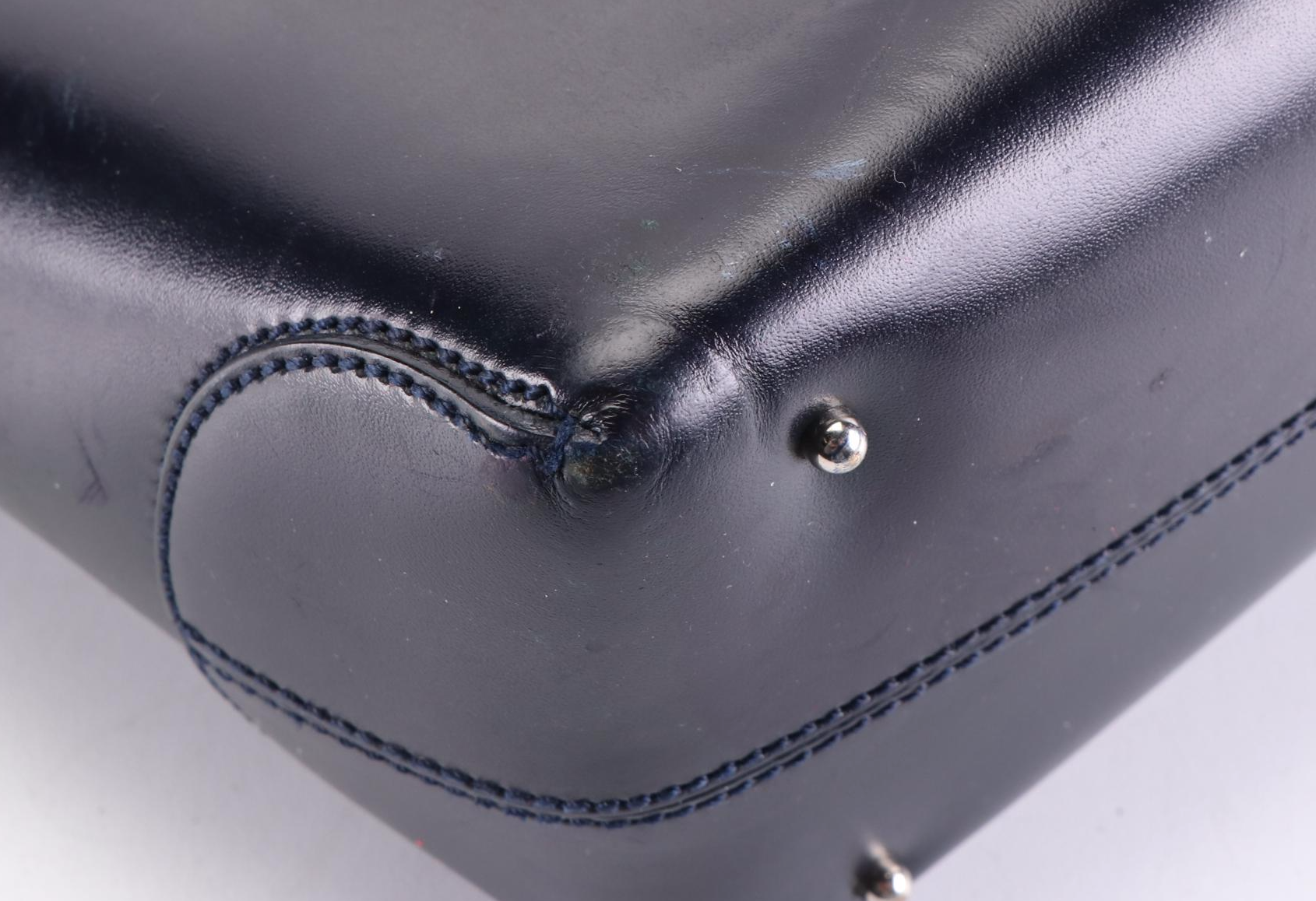 Tod's Shoulder Tote in Smooth Leather