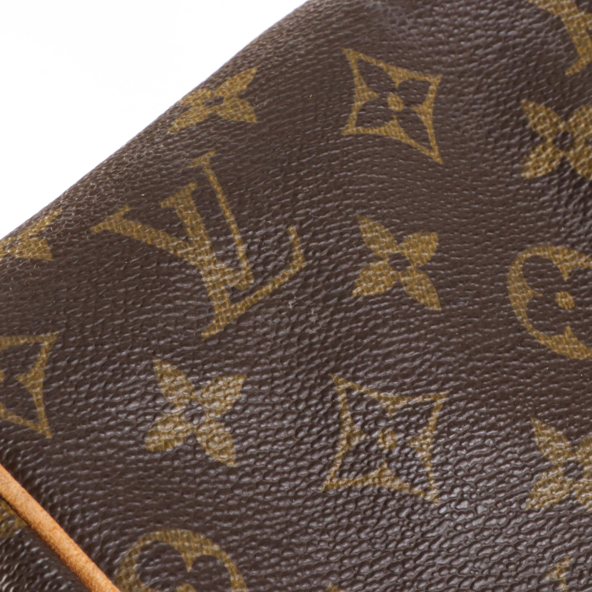 Louis Vuitton Speedy 40 in Monogram Canvas and Vachetta Leather