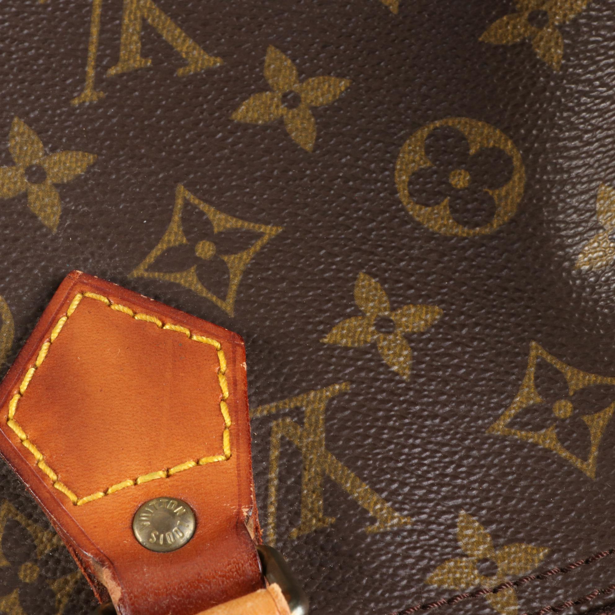 Louis Vuitton Speedy 40 in Monogram Canvas and Vachetta Leather
