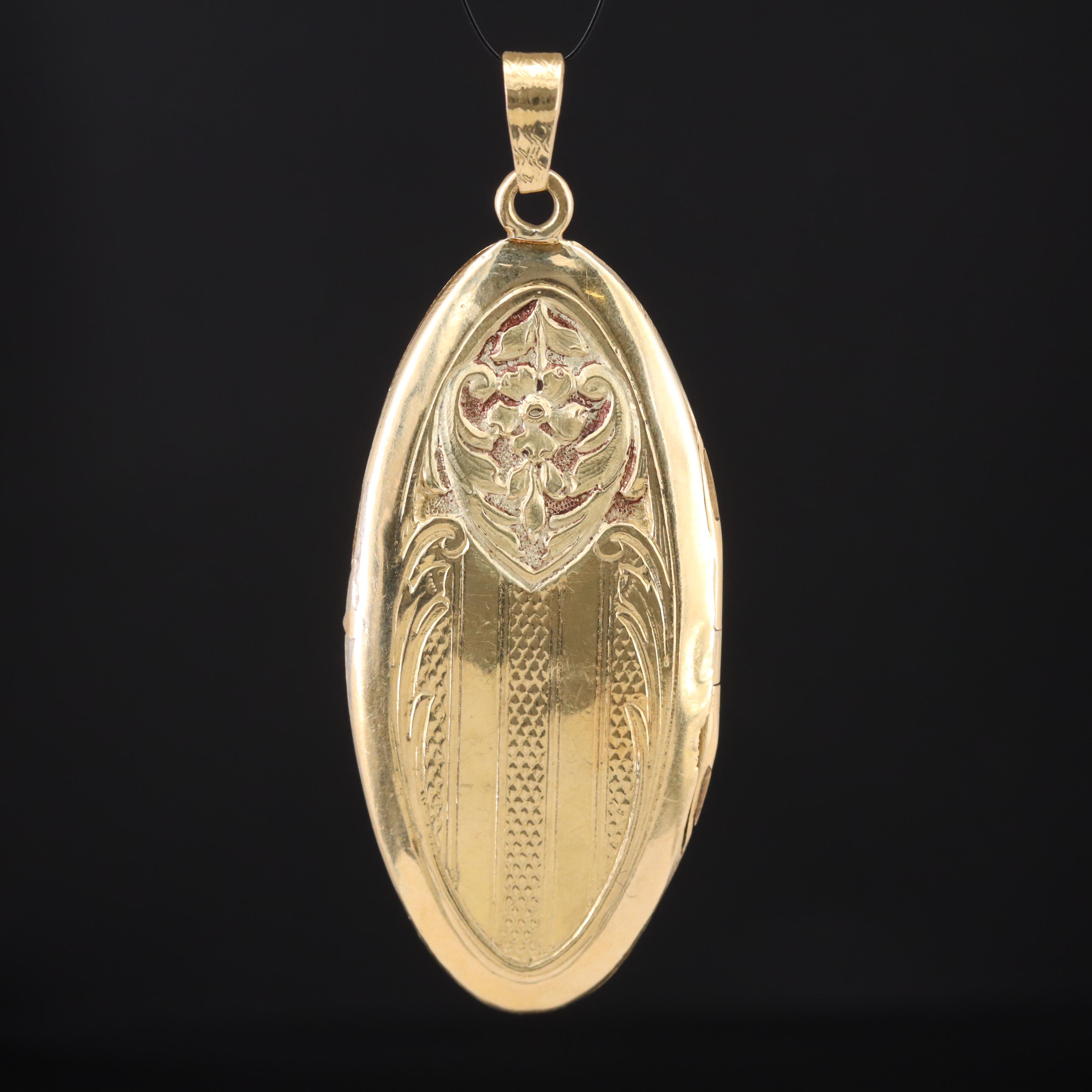 14K Art Nouveau Mourning Locket
