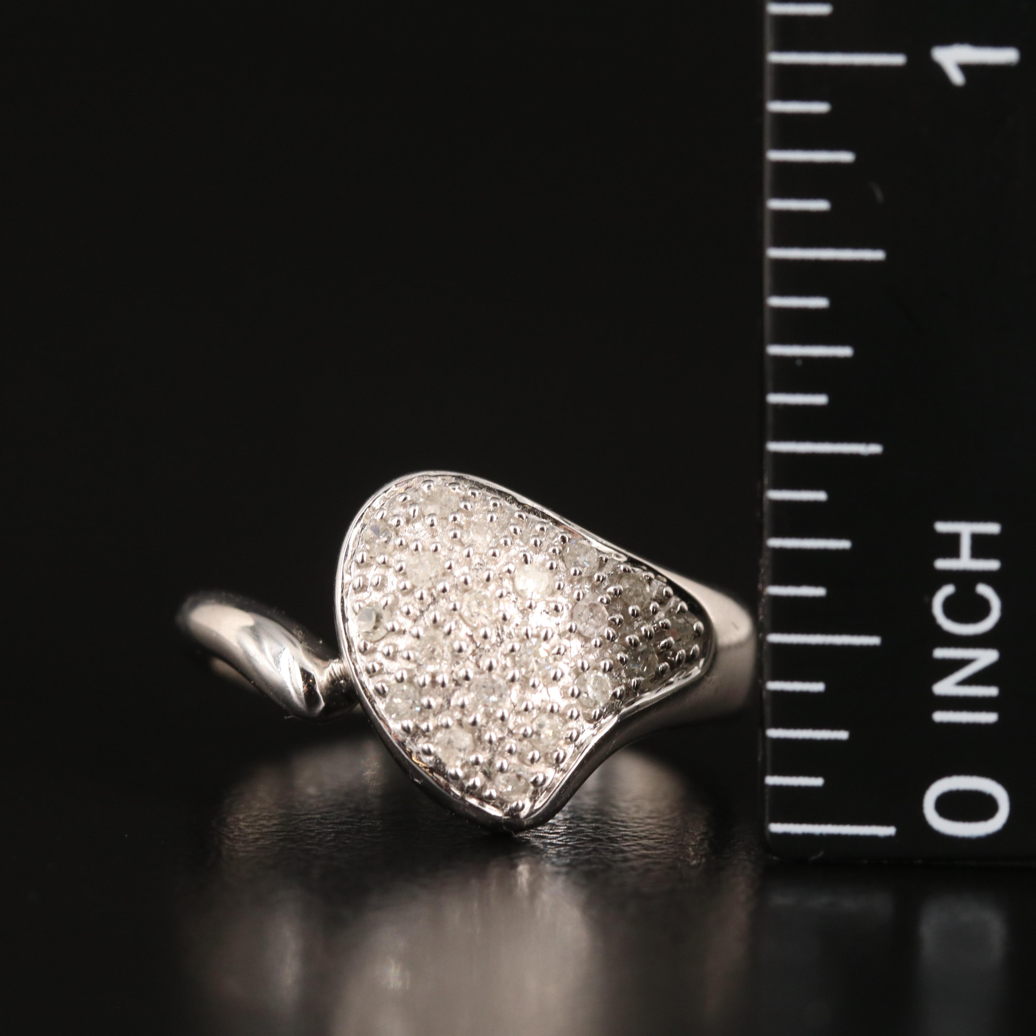 10K 0.20 CTW Pavé Diamond Ring