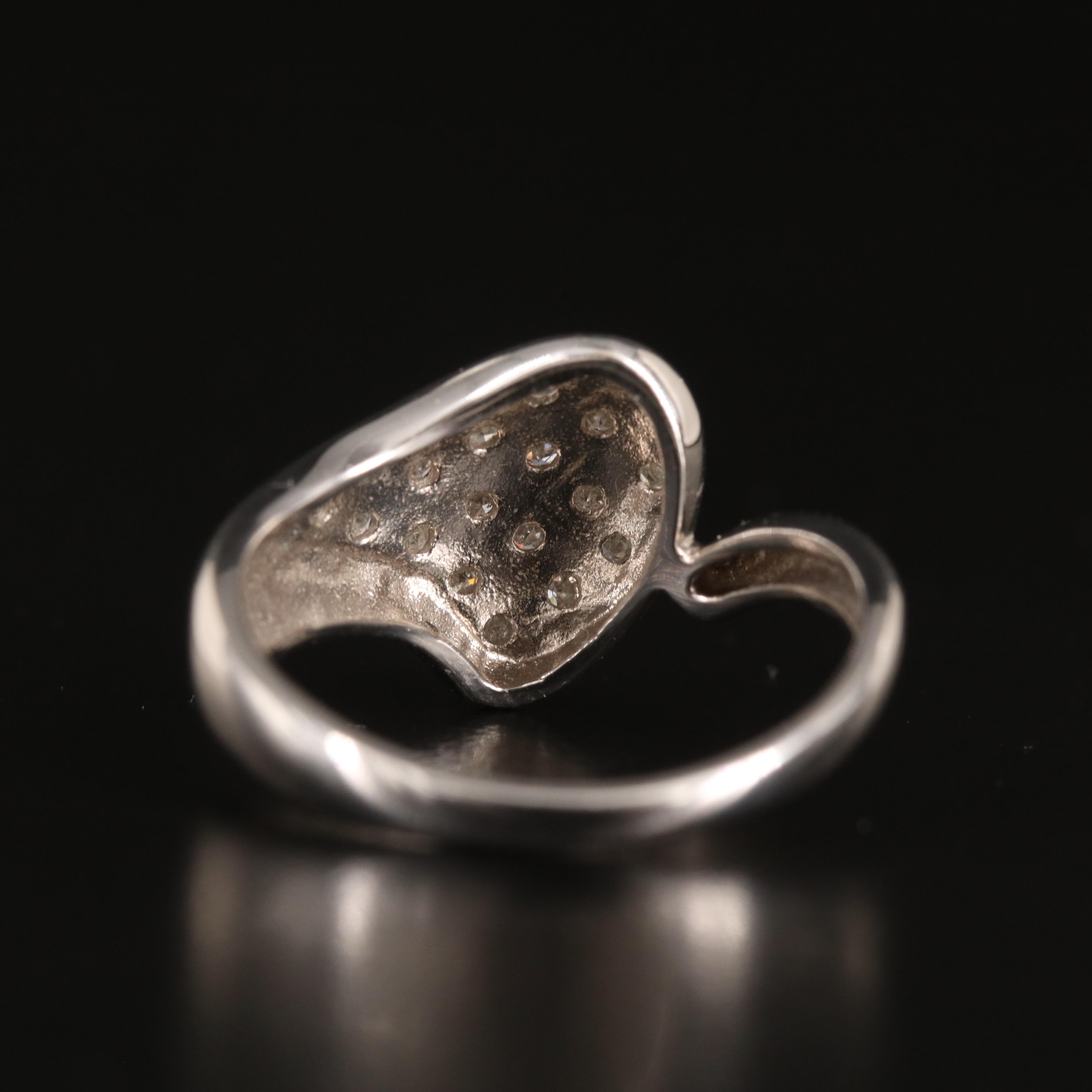 10K 0.20 CTW Pavé Diamond Ring