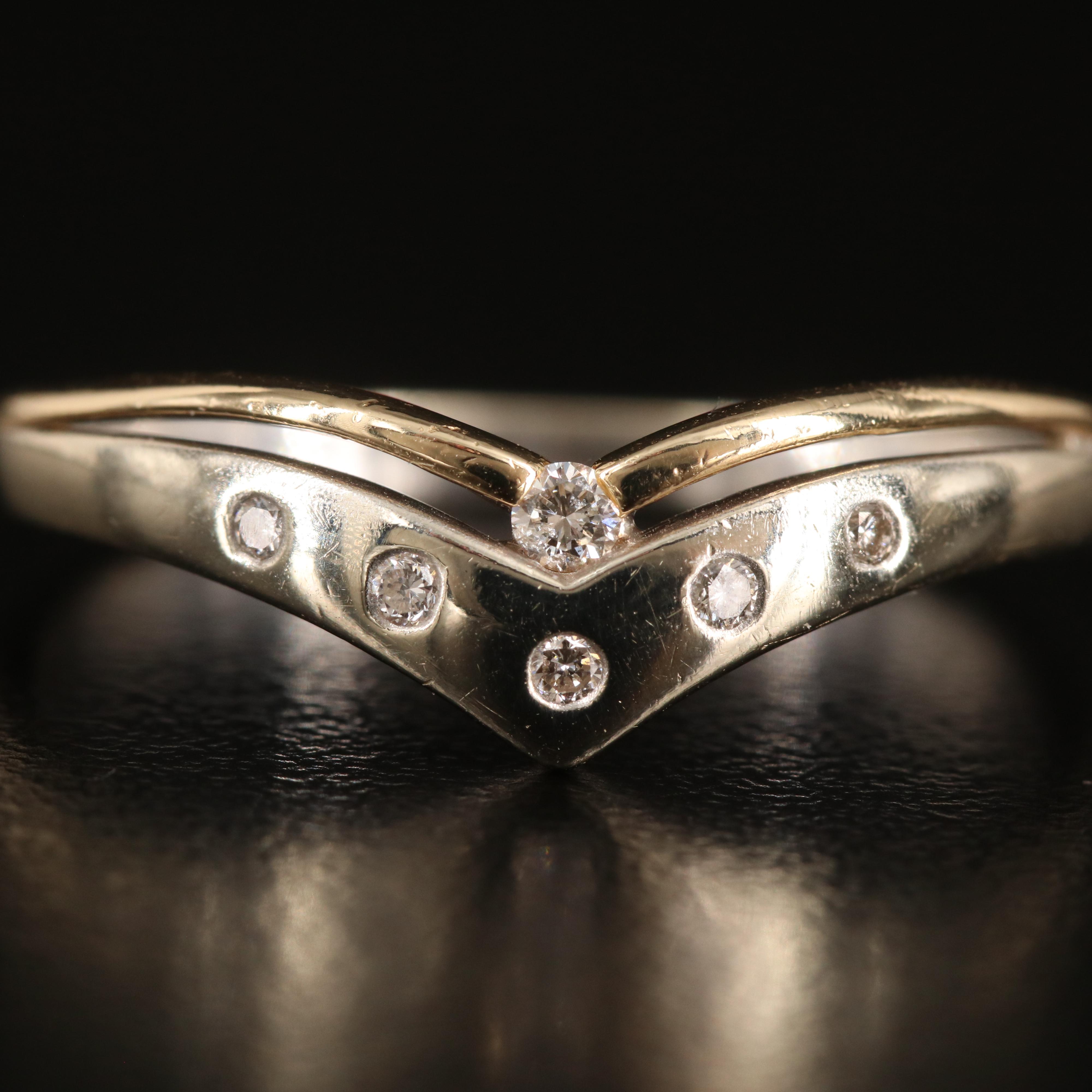 14K 0.12 CTW Diamond Chevron Ring