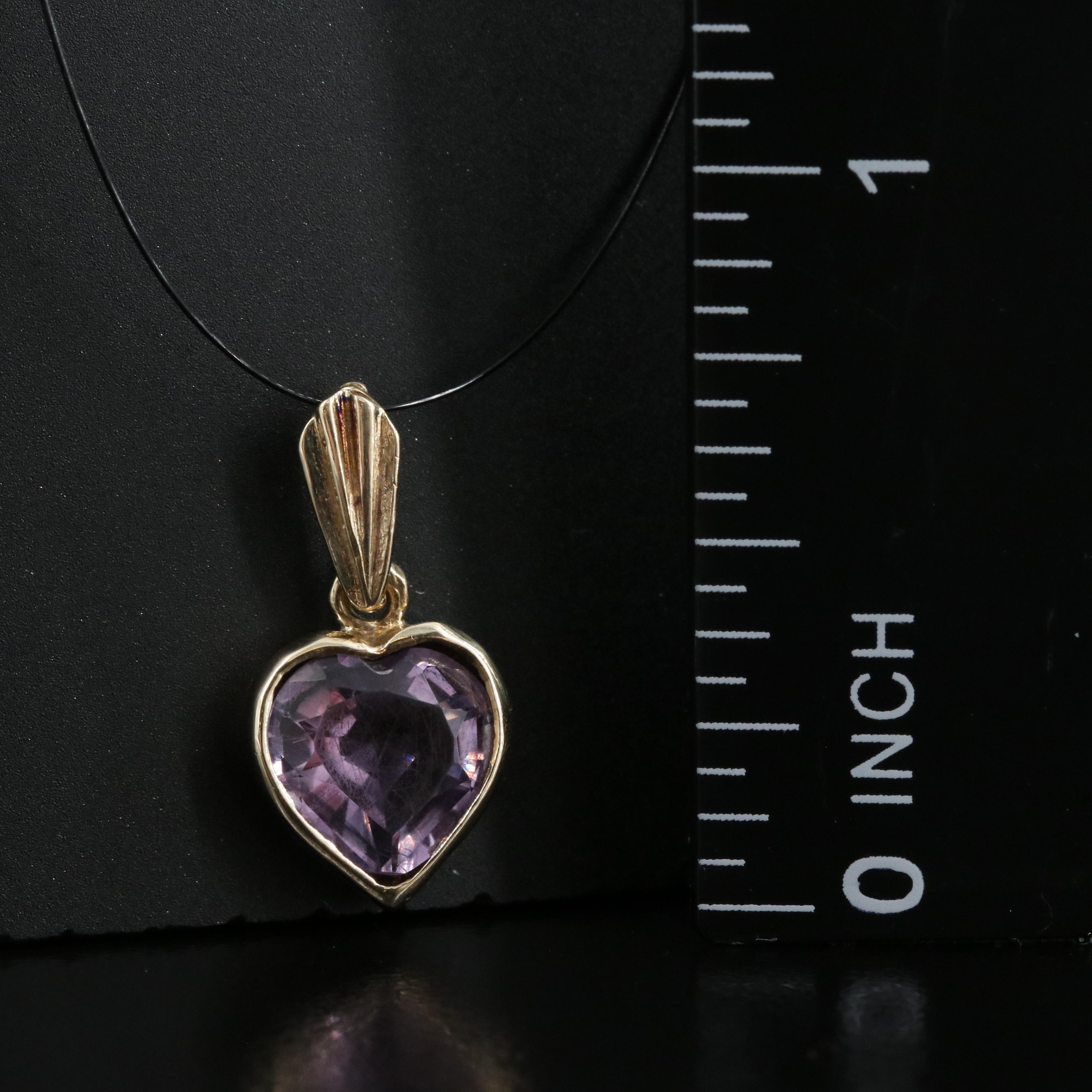 9K Amethyst Heart Pendant