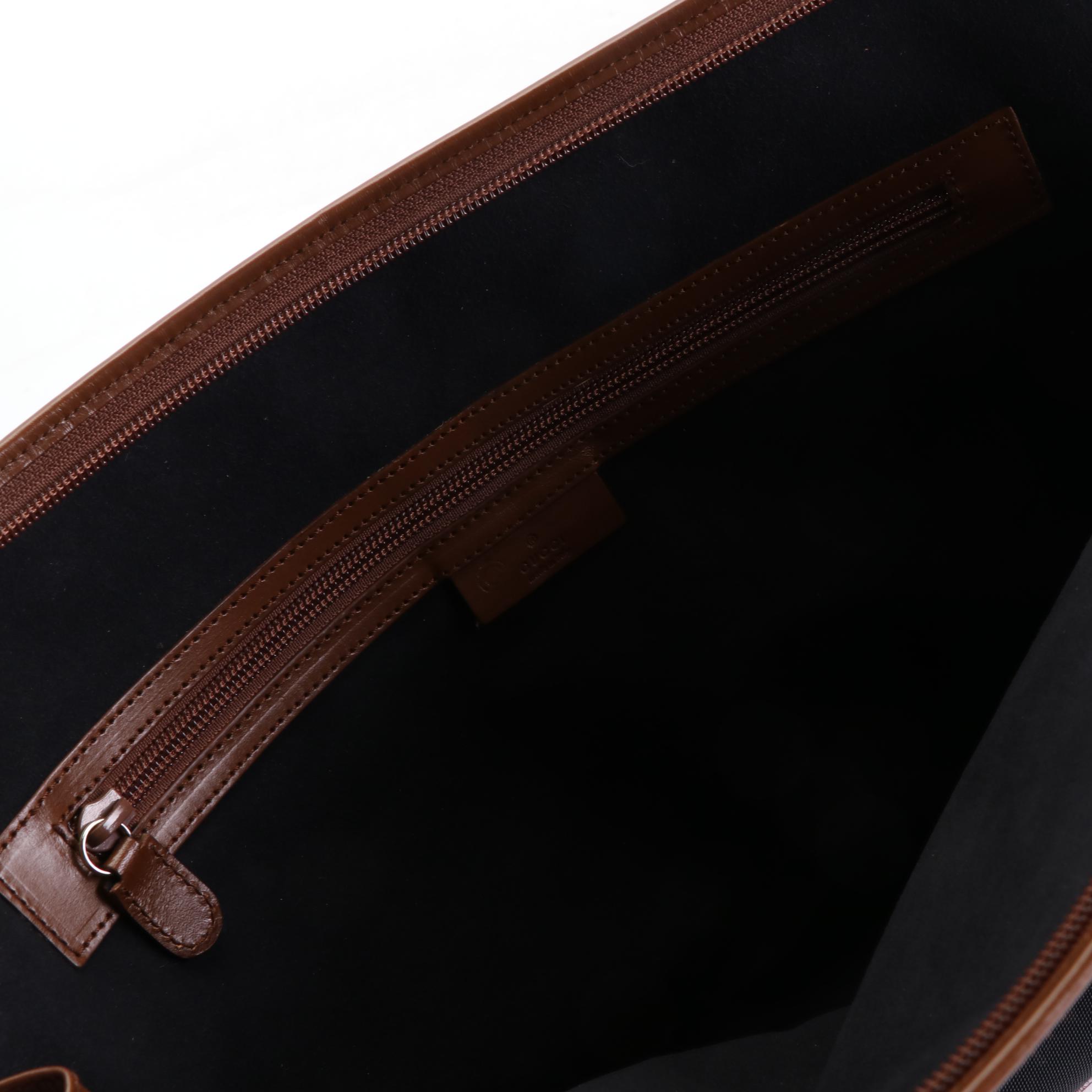 Gucci Document Case Bag in Black Nylon and Brown Leather Trim