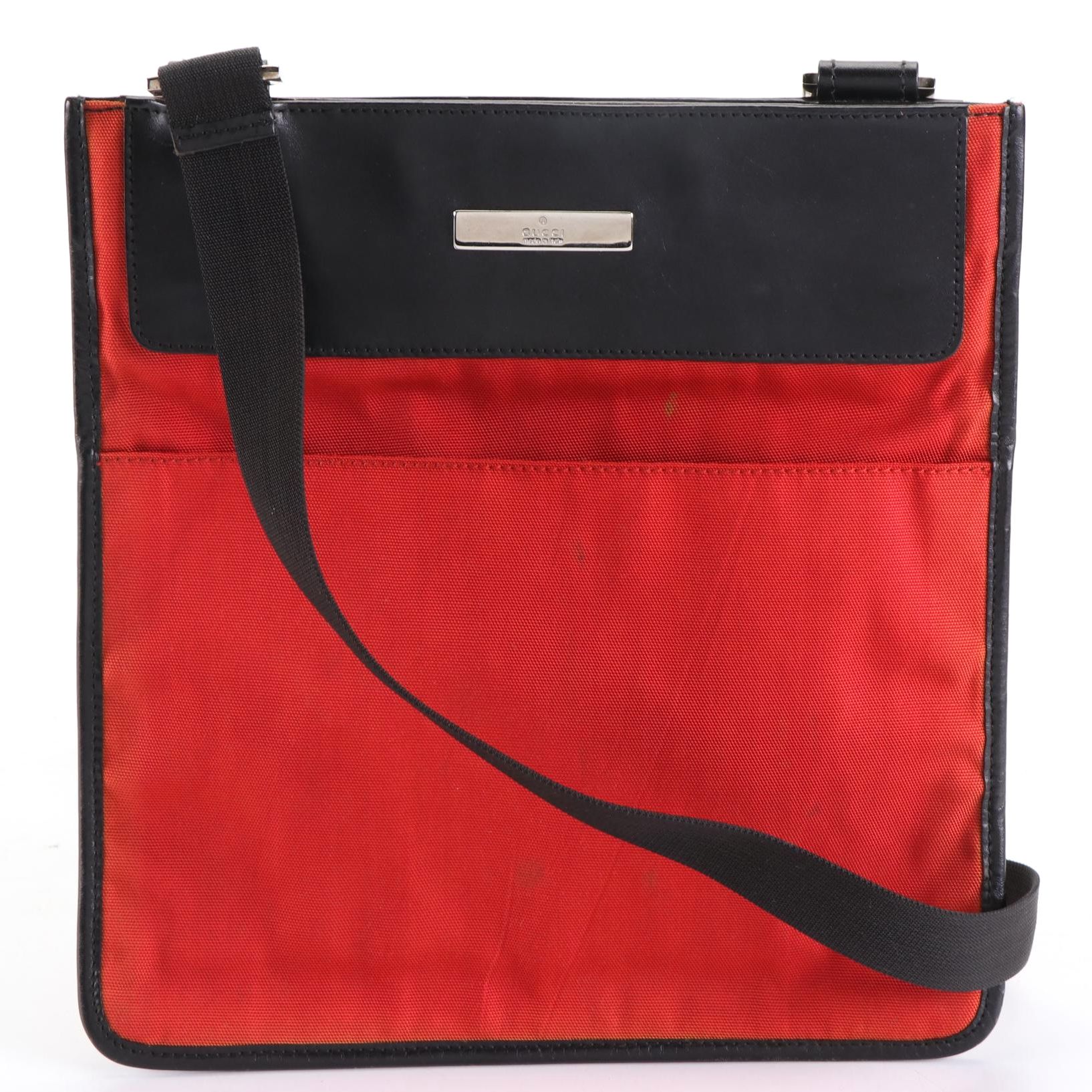 Gucci Small Crossbody Bag in Red GG Canvas and Black Leather
