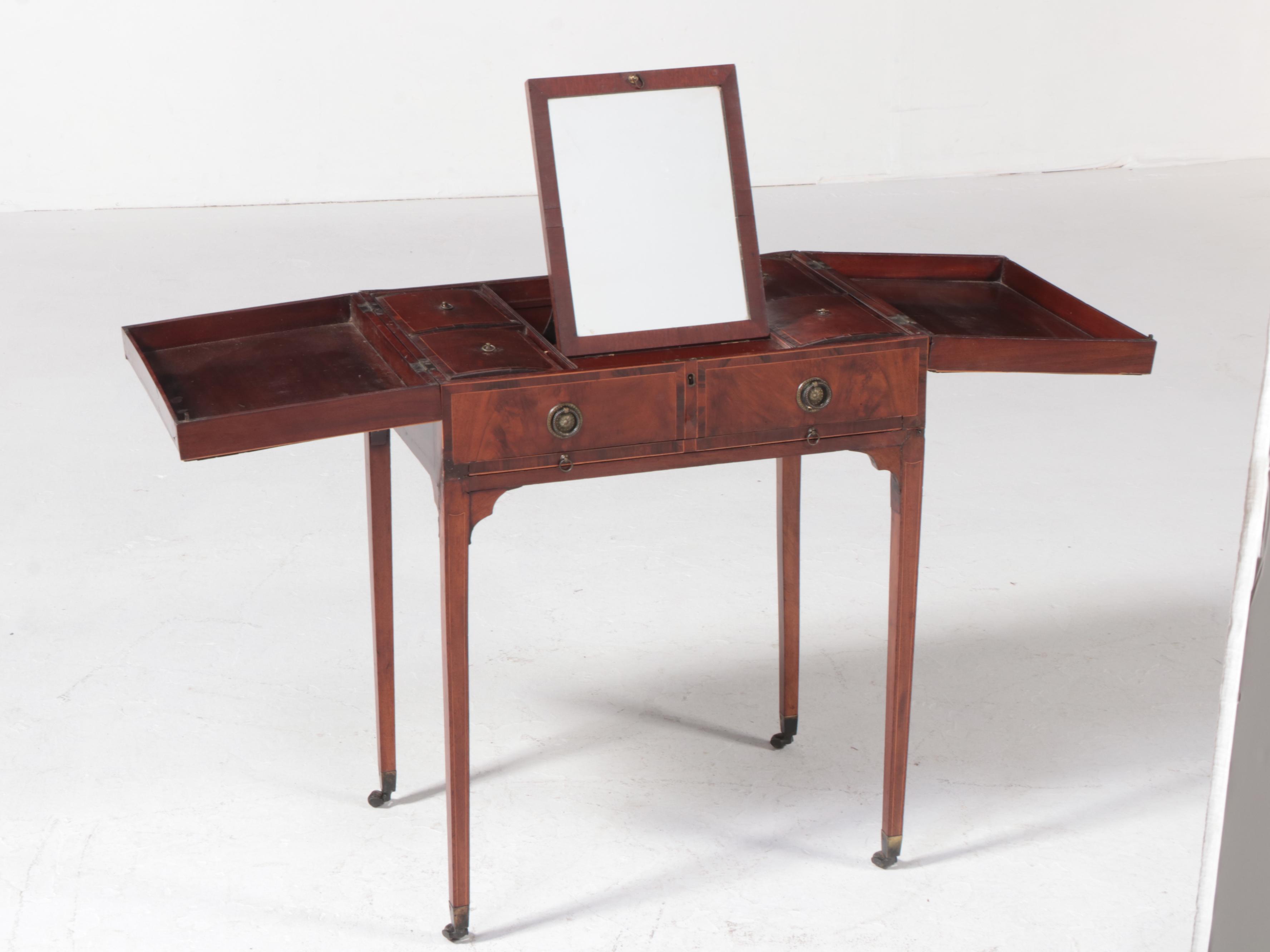 George III Mahogany and Crossbanded Enclosed Dressing Table, circa 1800