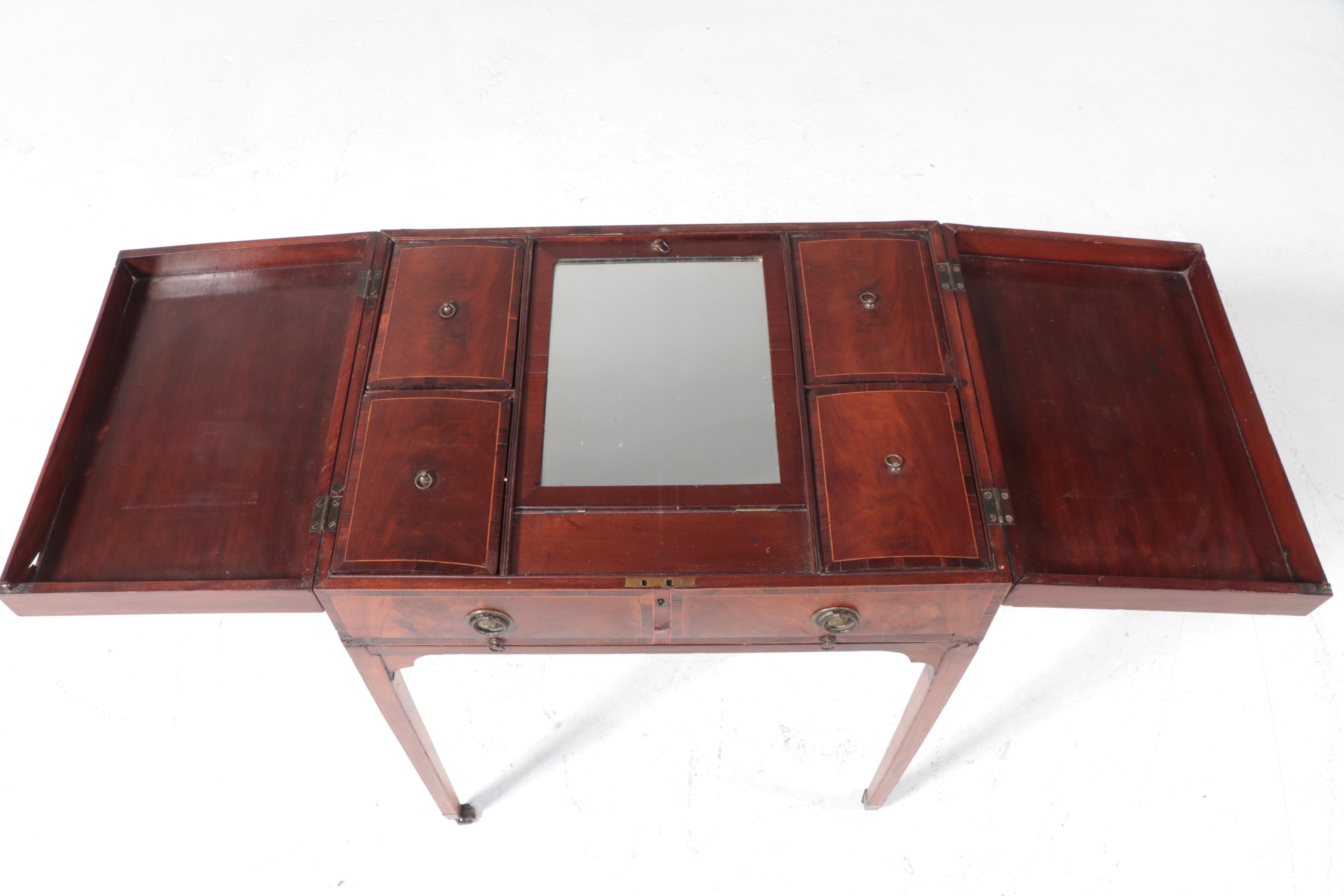 George III Mahogany and Crossbanded Enclosed Dressing Table, circa 1800