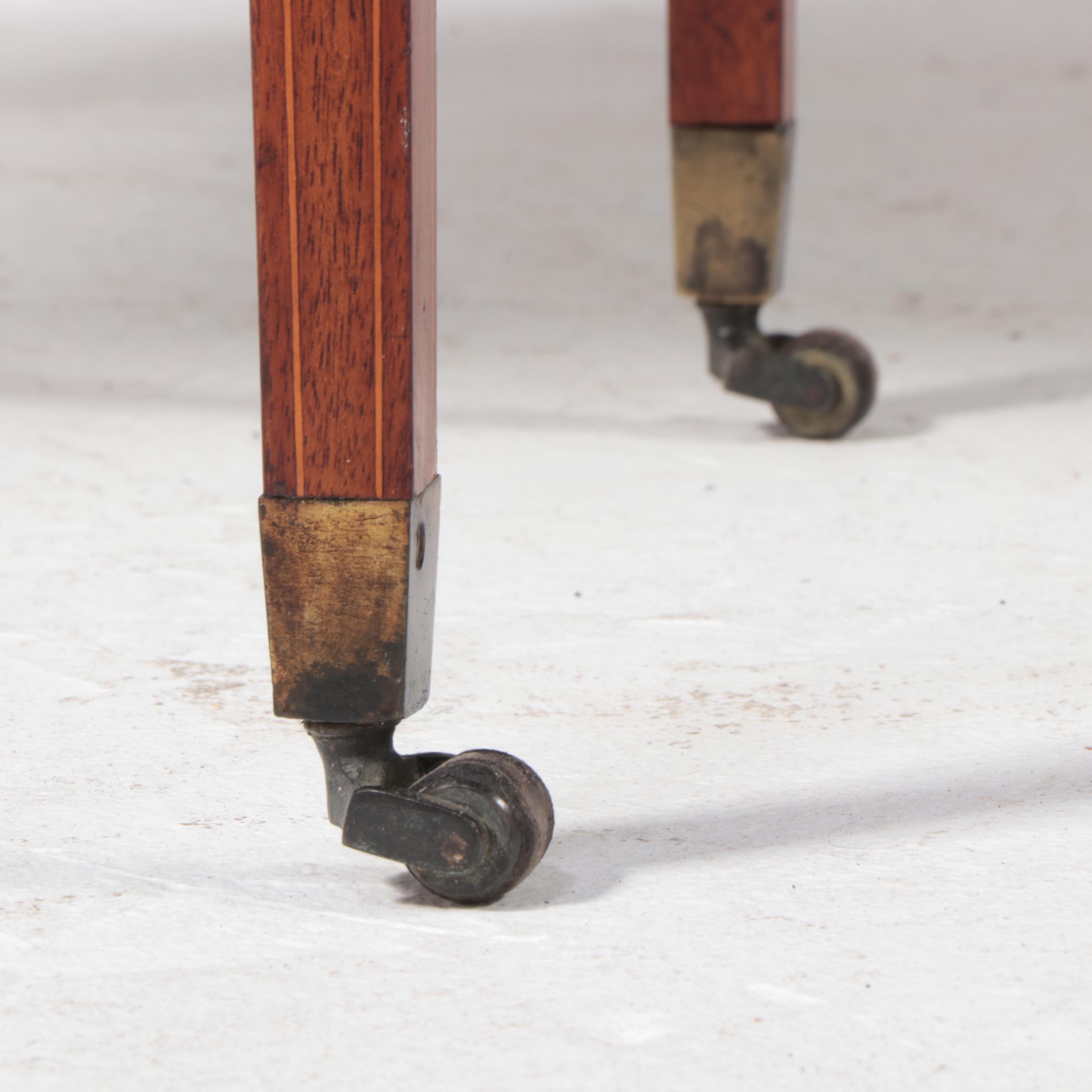 George III Mahogany and Crossbanded Enclosed Dressing Table, circa 1800
