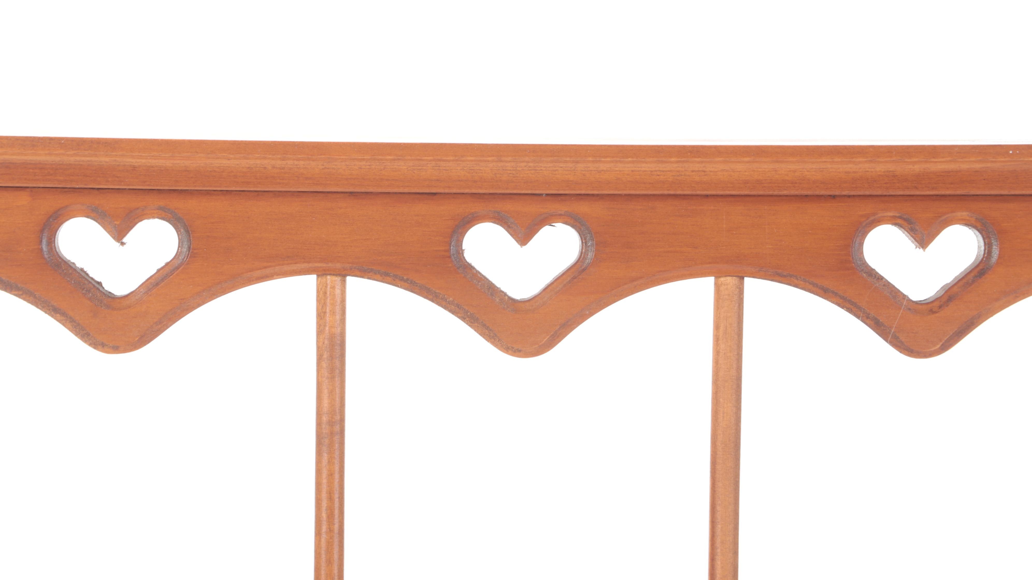Wooden Heart Themed Wall Hanging Plate Rack and Peg Rack
