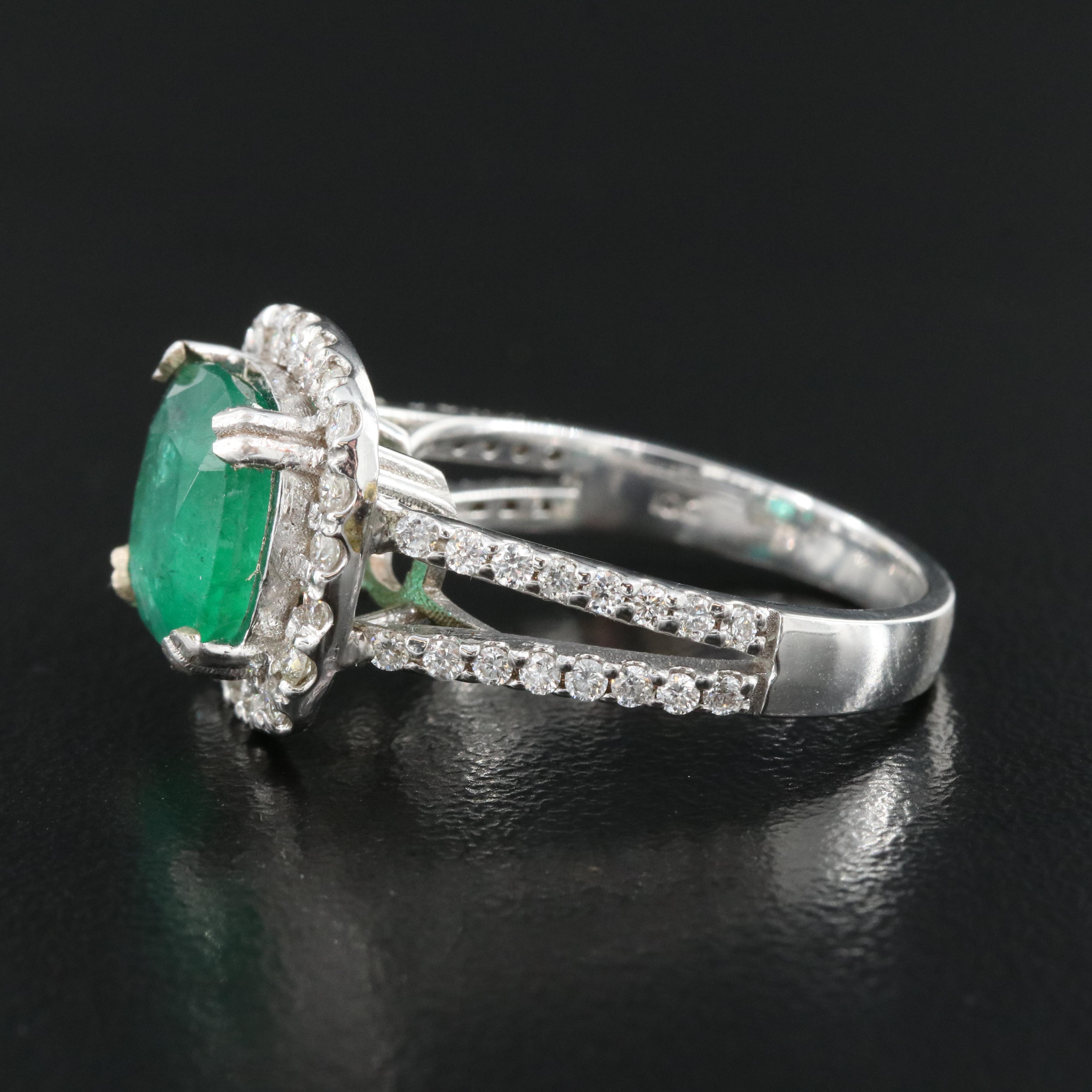 18K 2.93 CT Emerald and Diamond Halo Ring