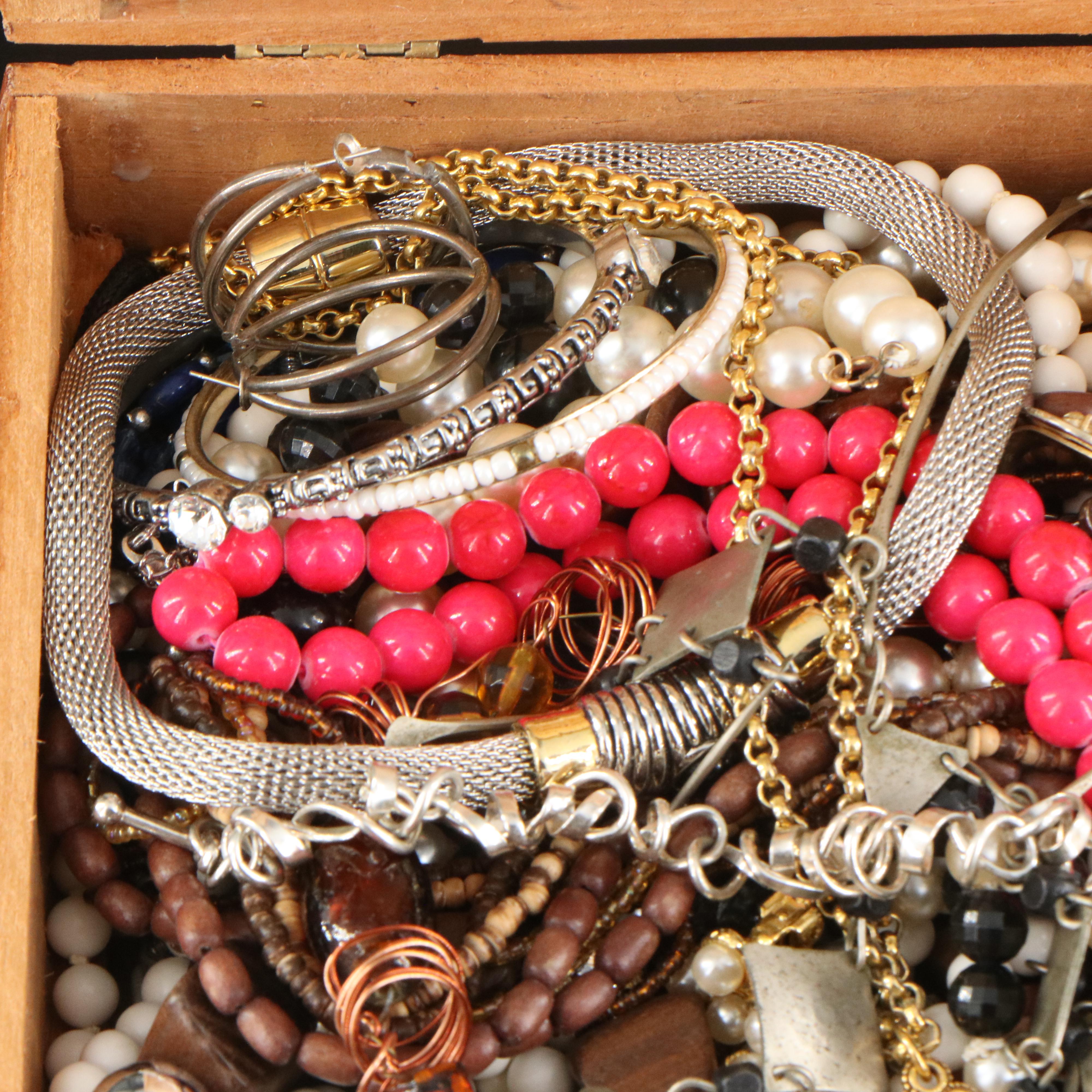 Uncommon Discoveries: Jewelry Collection