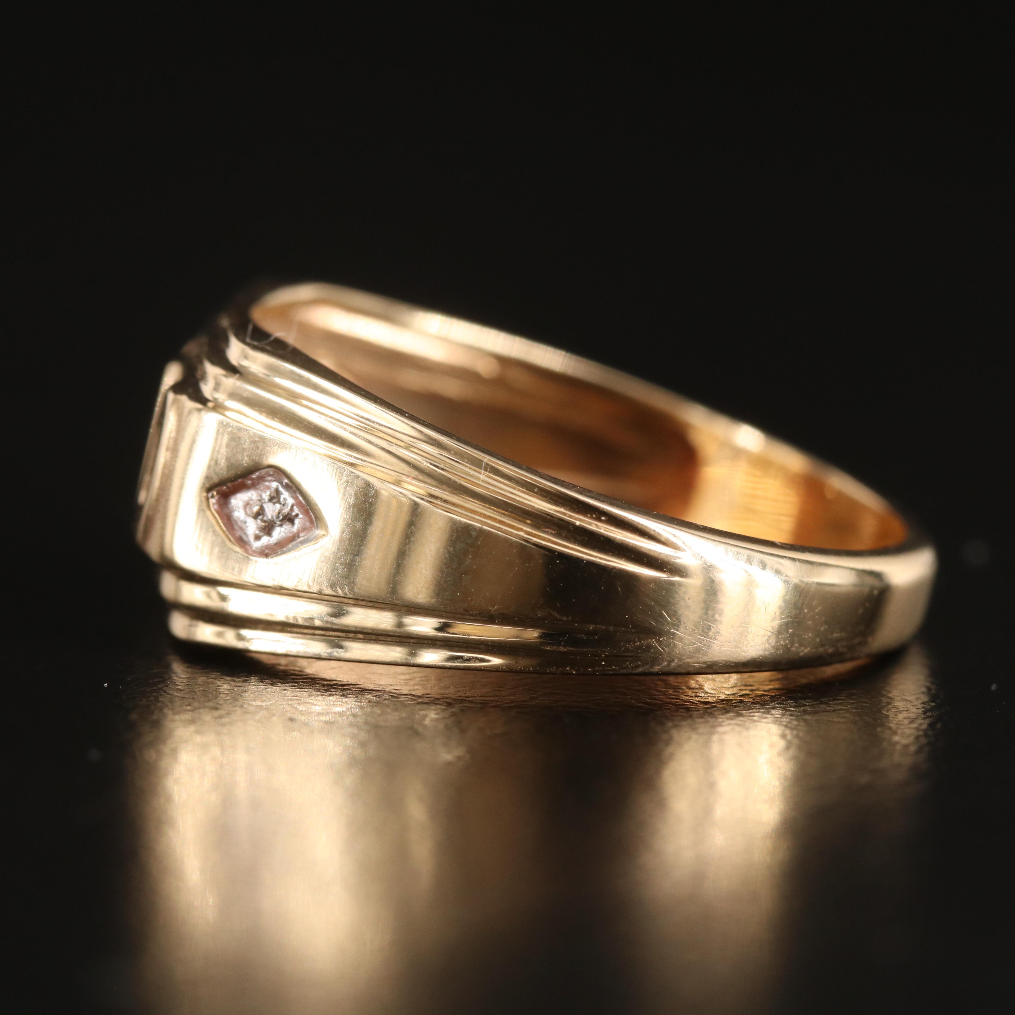 10K 0.01 CTW Diamond "DAD" Ring