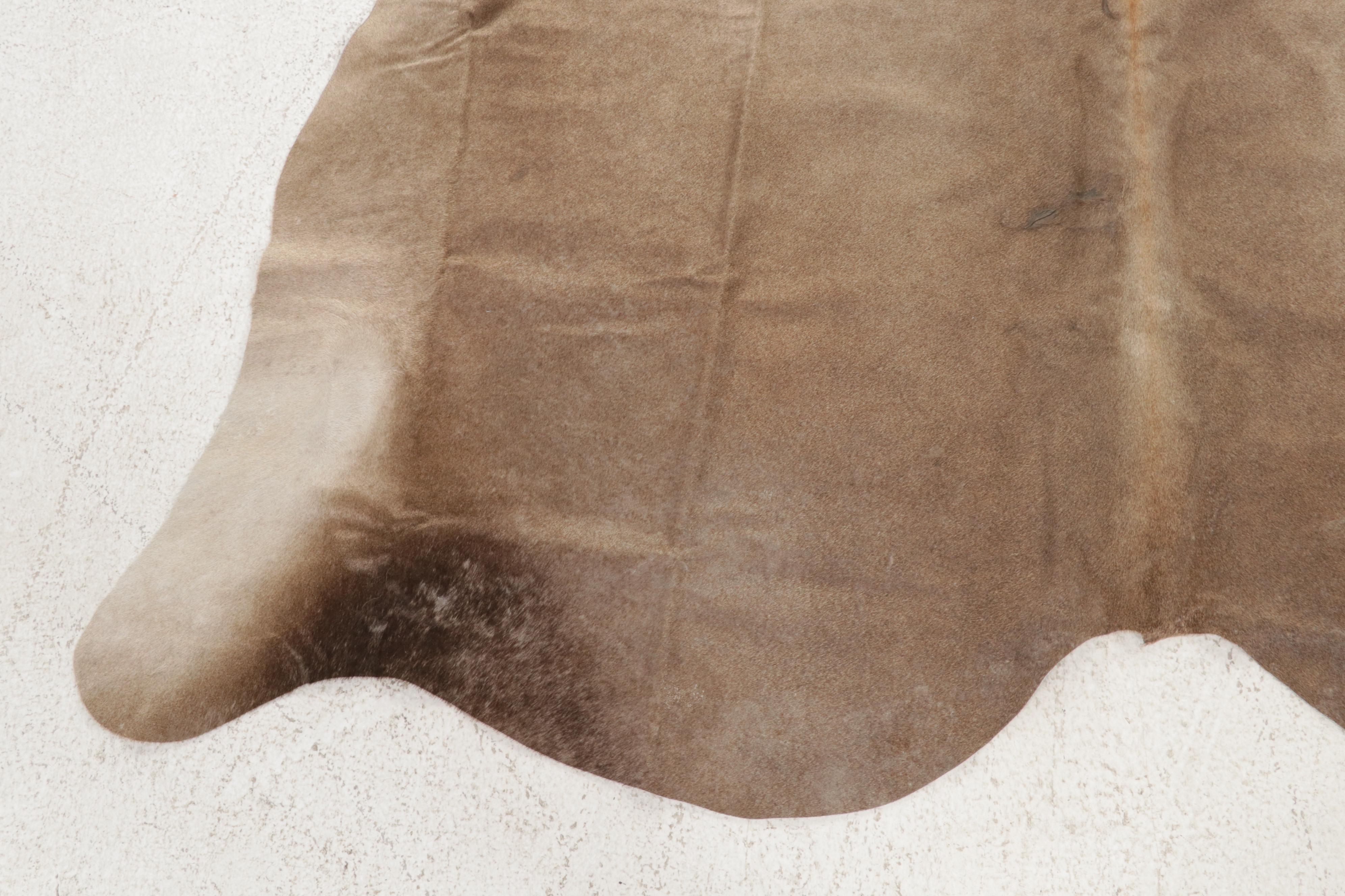 5'7 x 6'2 Cowhide Area Rug