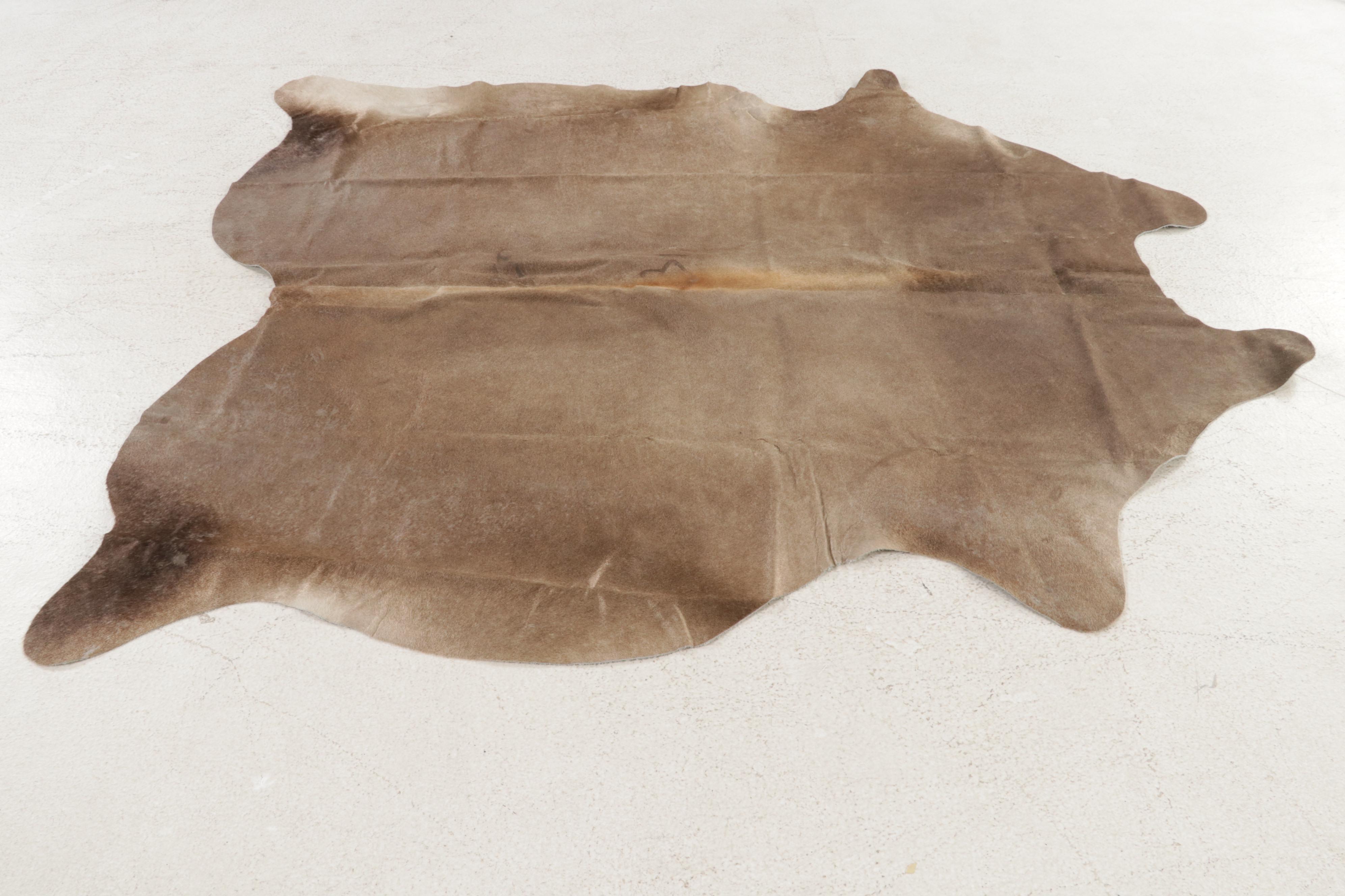 5'7 x 6'2 Cowhide Area Rug