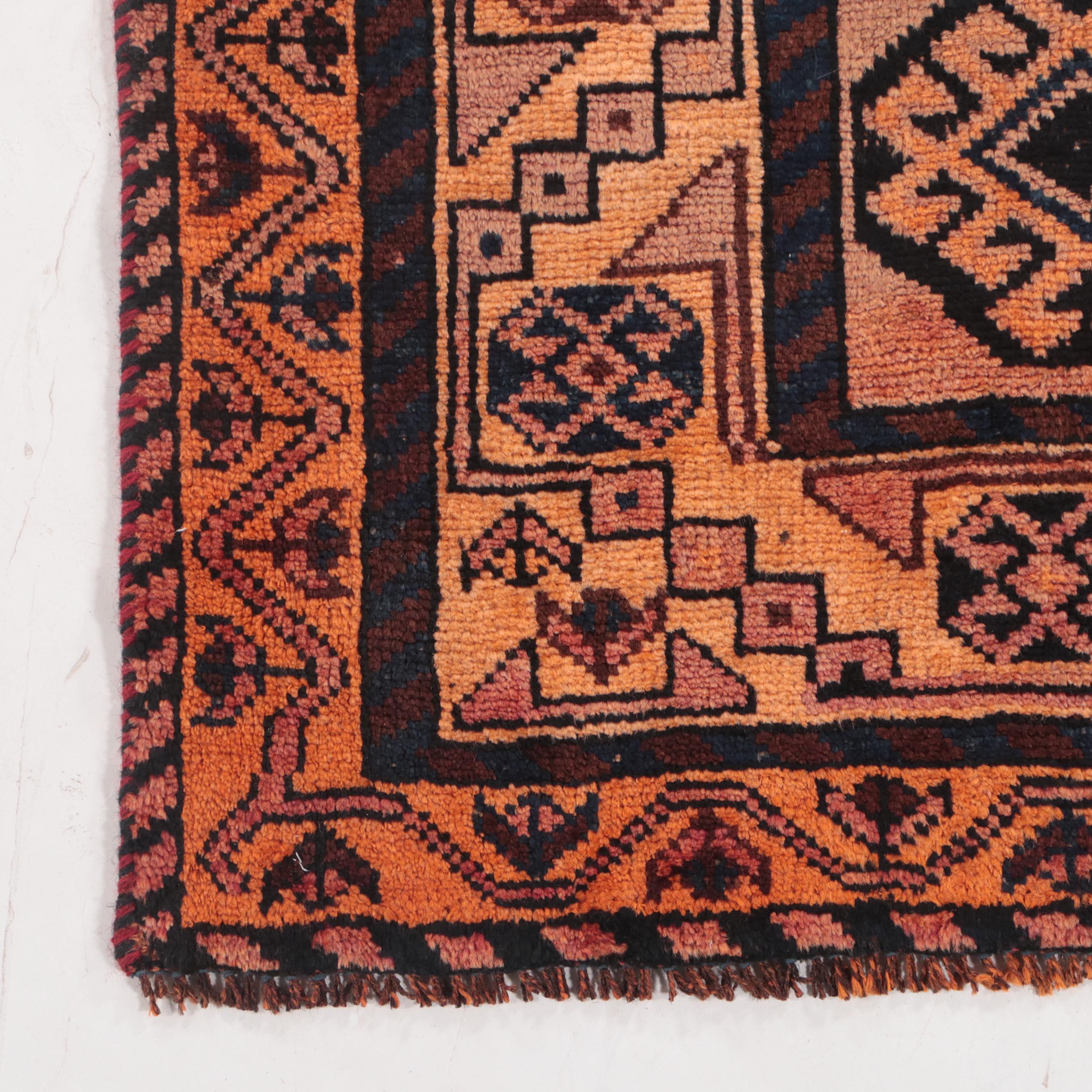 4' x 7'2 Hand-Knotted Persian Shiraz Area Rug